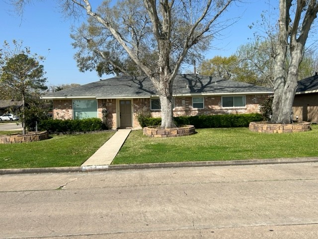 1132 Mahlmann Street Property Photo 1