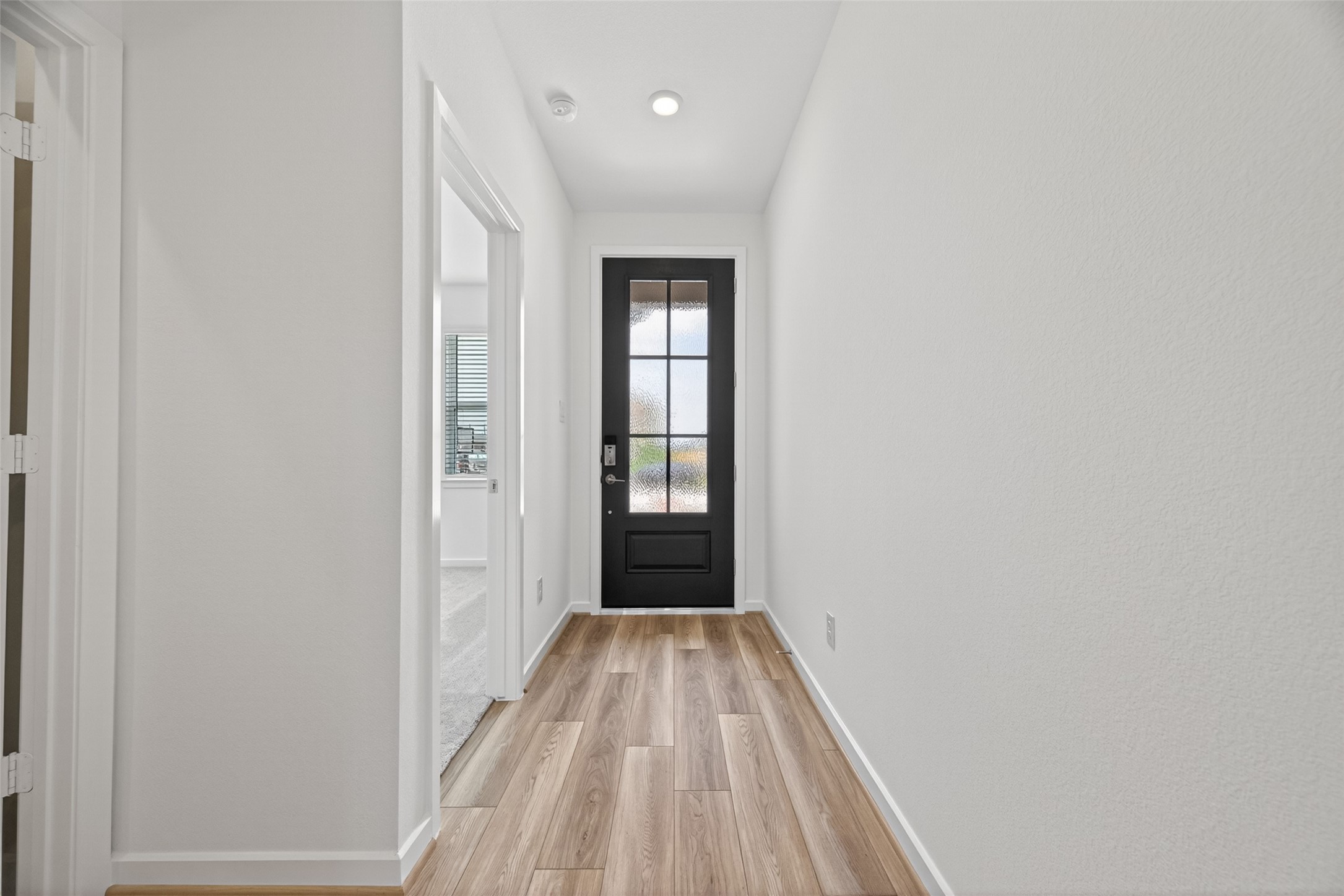 1110 Sky Rocket Lane Property Photo 3