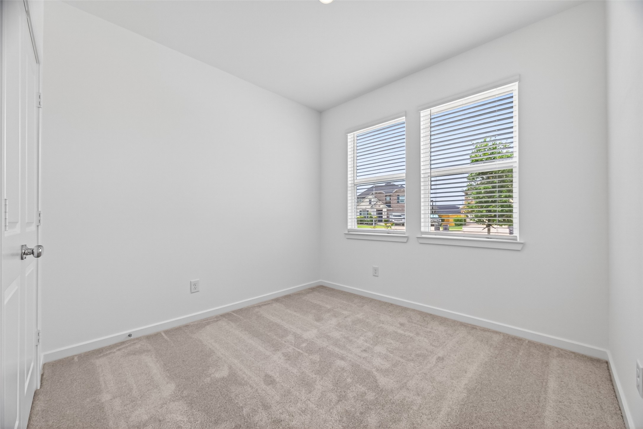 1110 Sky Rocket Lane Property Photo 5