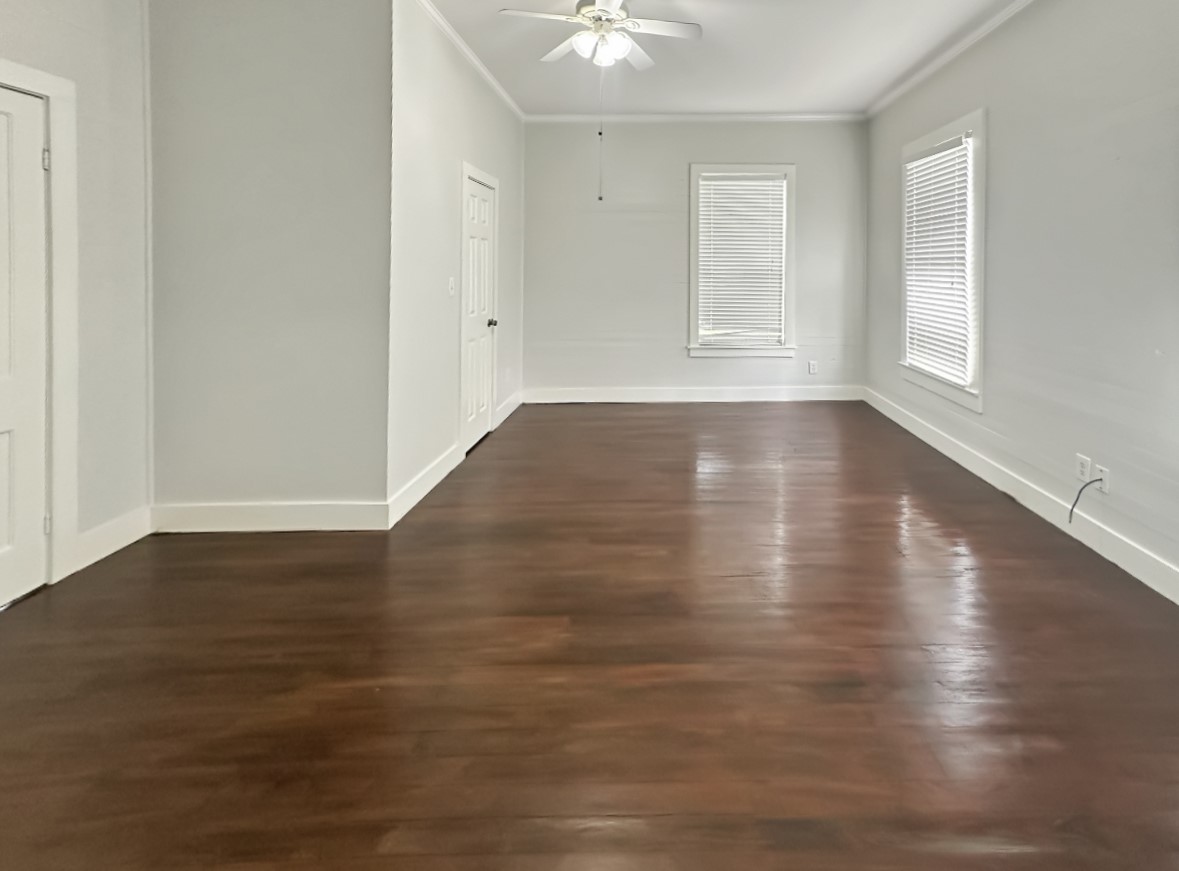 104 Russek Street Property Photo 5