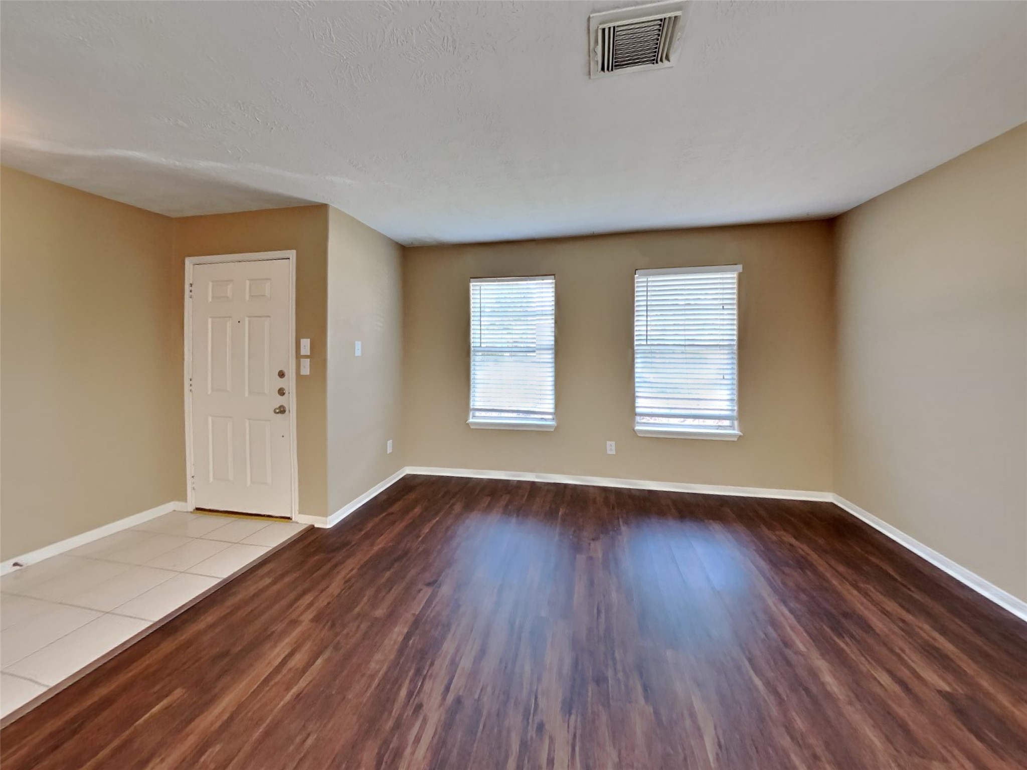 5215 Lavender Lane Property Photo 5