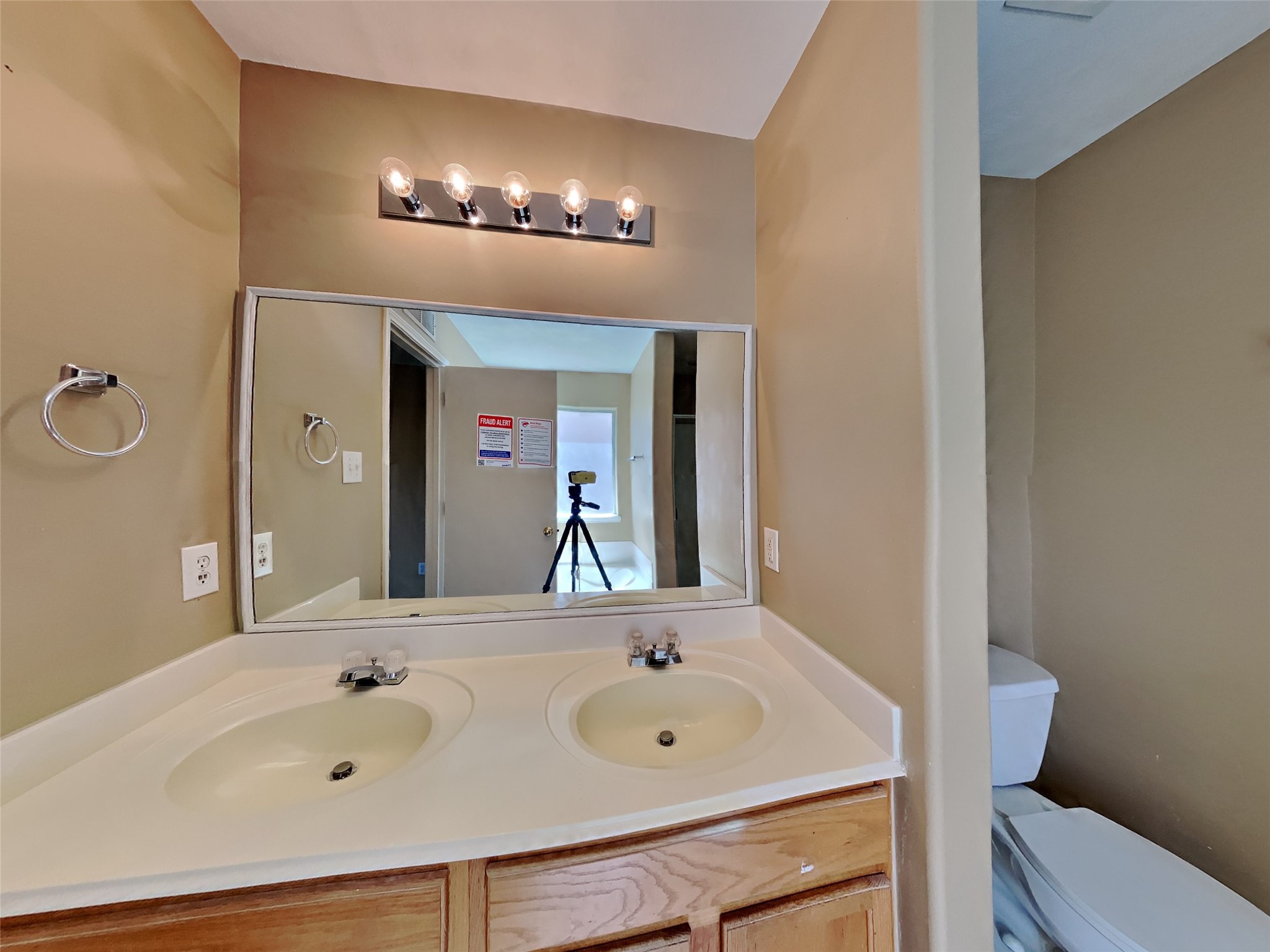 5215 Lavender Lane Property Photo 12