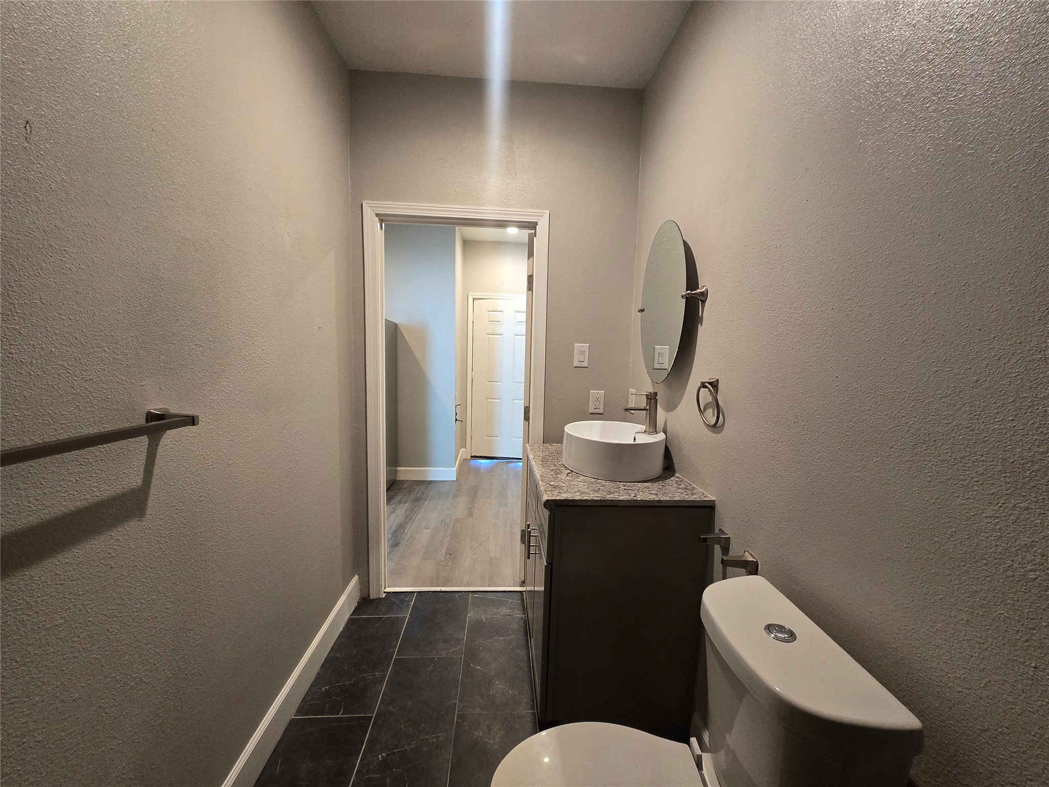 614 35th Street 3 Property Photo 8