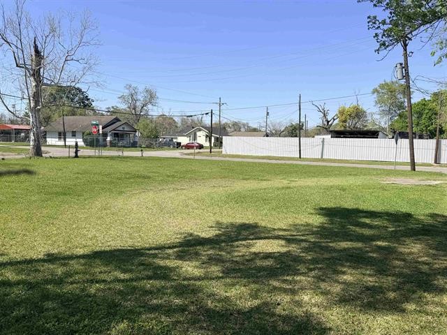 2485 Franklin Street Property Photo 2