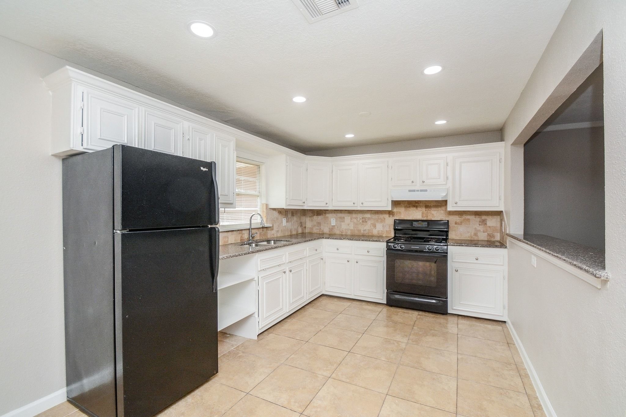 2009 Cleveland Street Property Photo 6