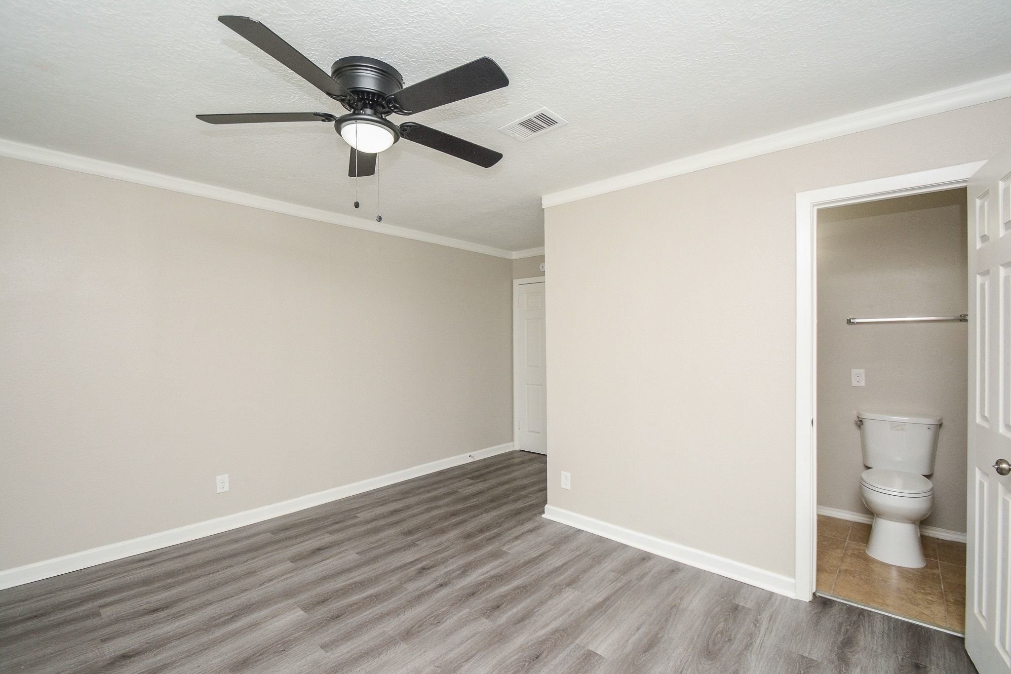 2009 Cleveland Street Property Photo 16