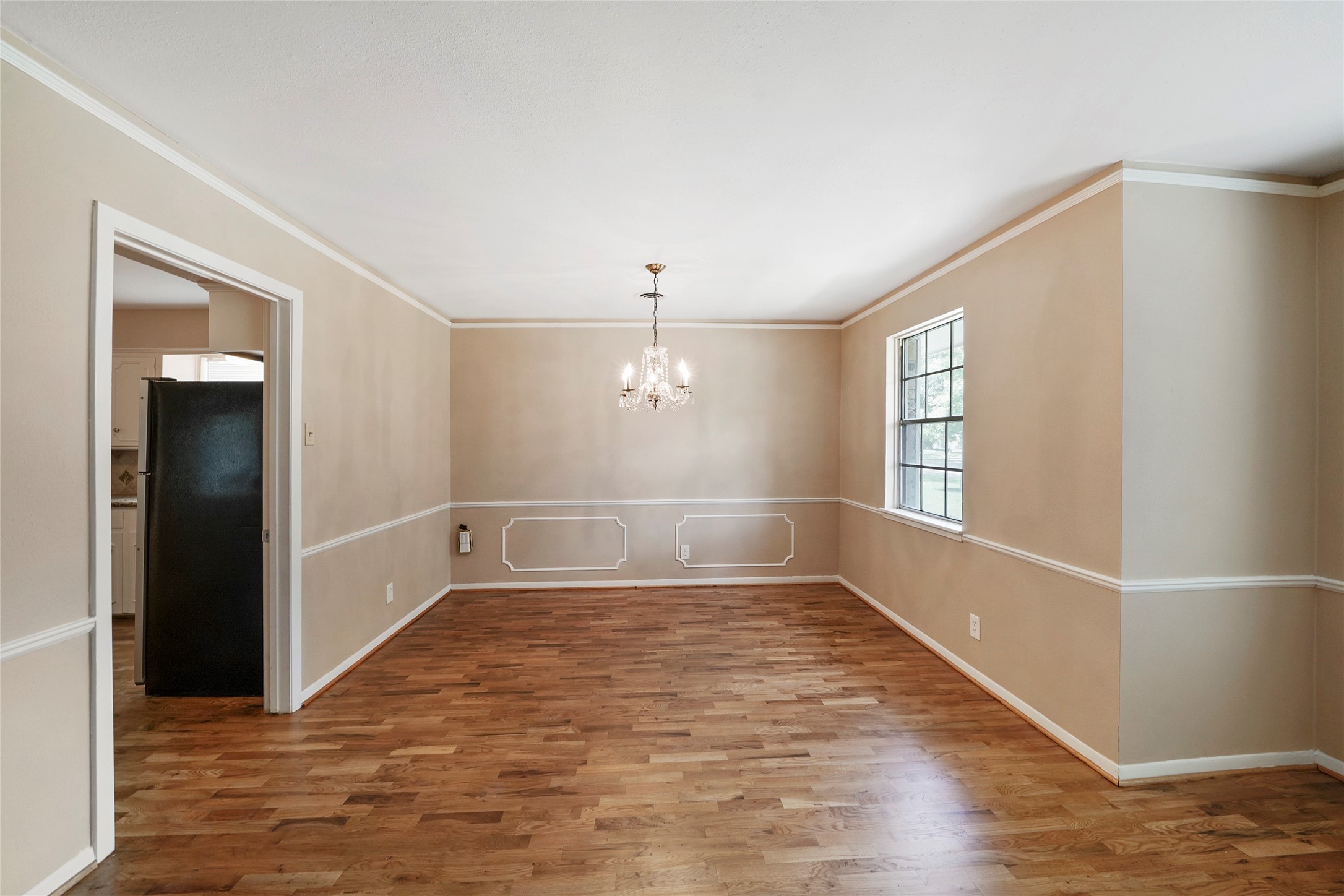4406 Rosebay Drive Property Photo 6