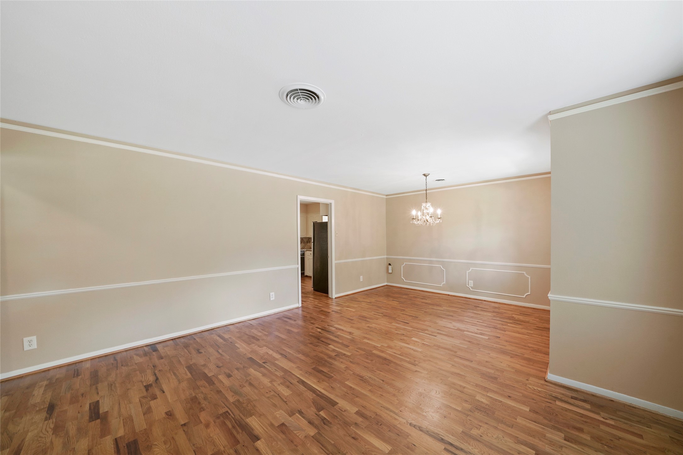 4406 Rosebay Drive Property Photo 9