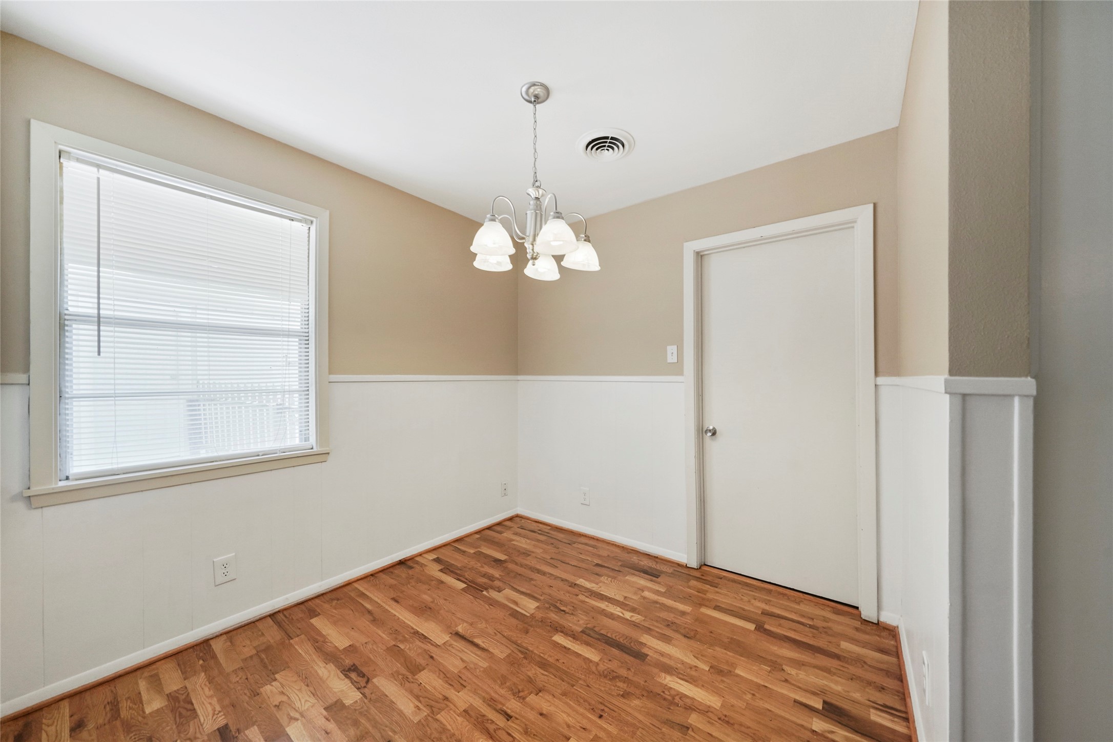 4406 Rosebay Drive Property Photo 17