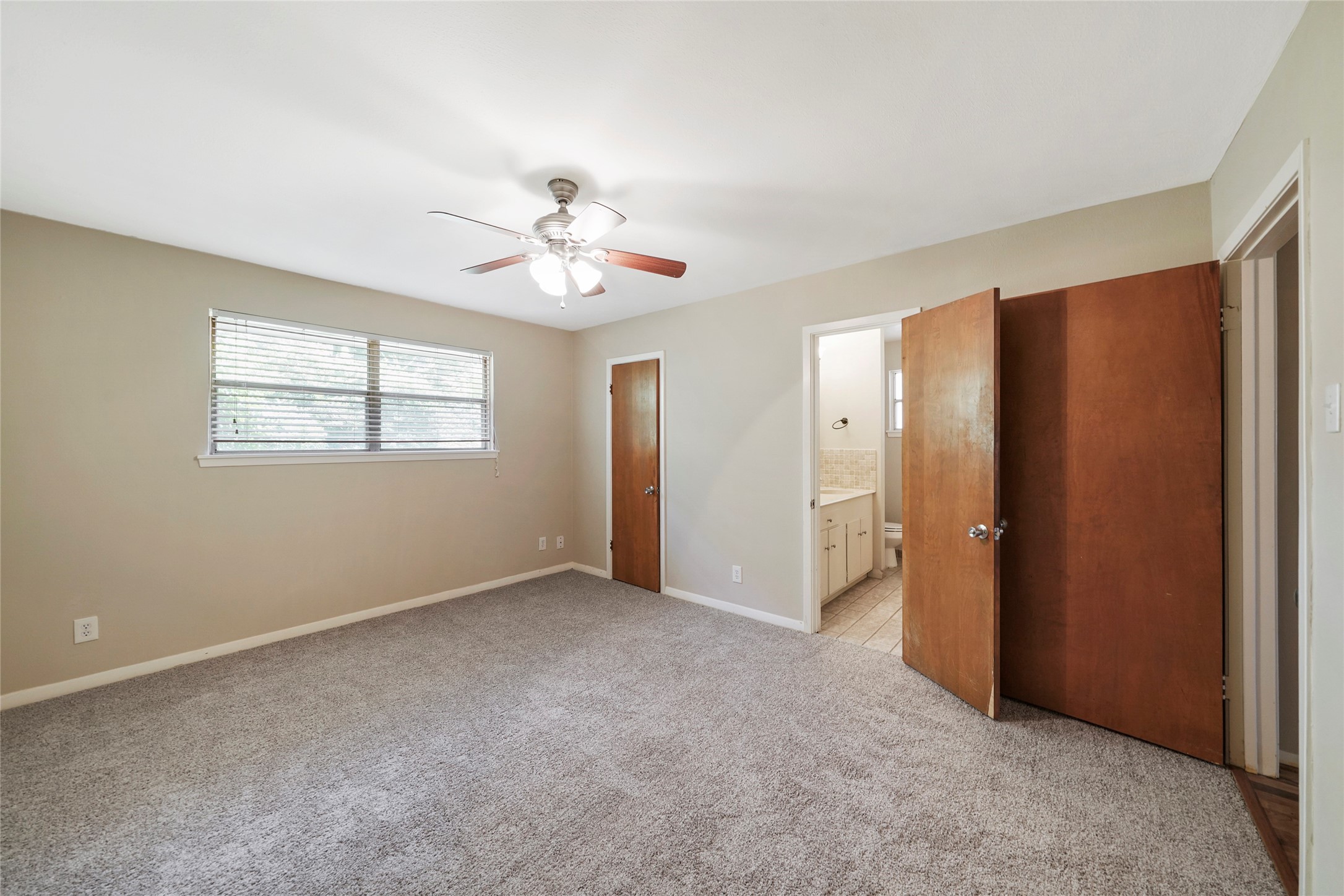 4406 Rosebay Drive Property Photo 23
