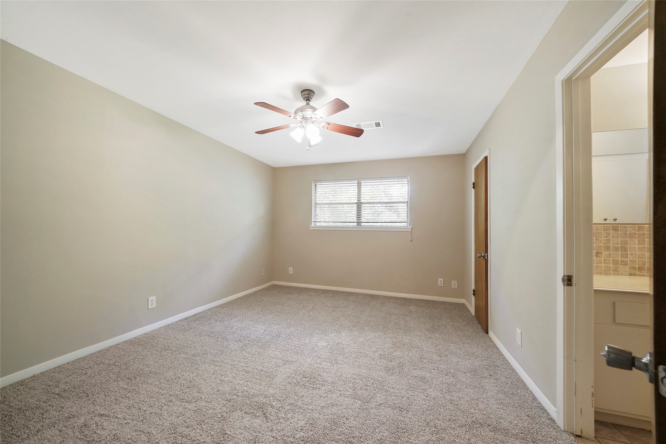 4406 Rosebay Drive Property Photo 24