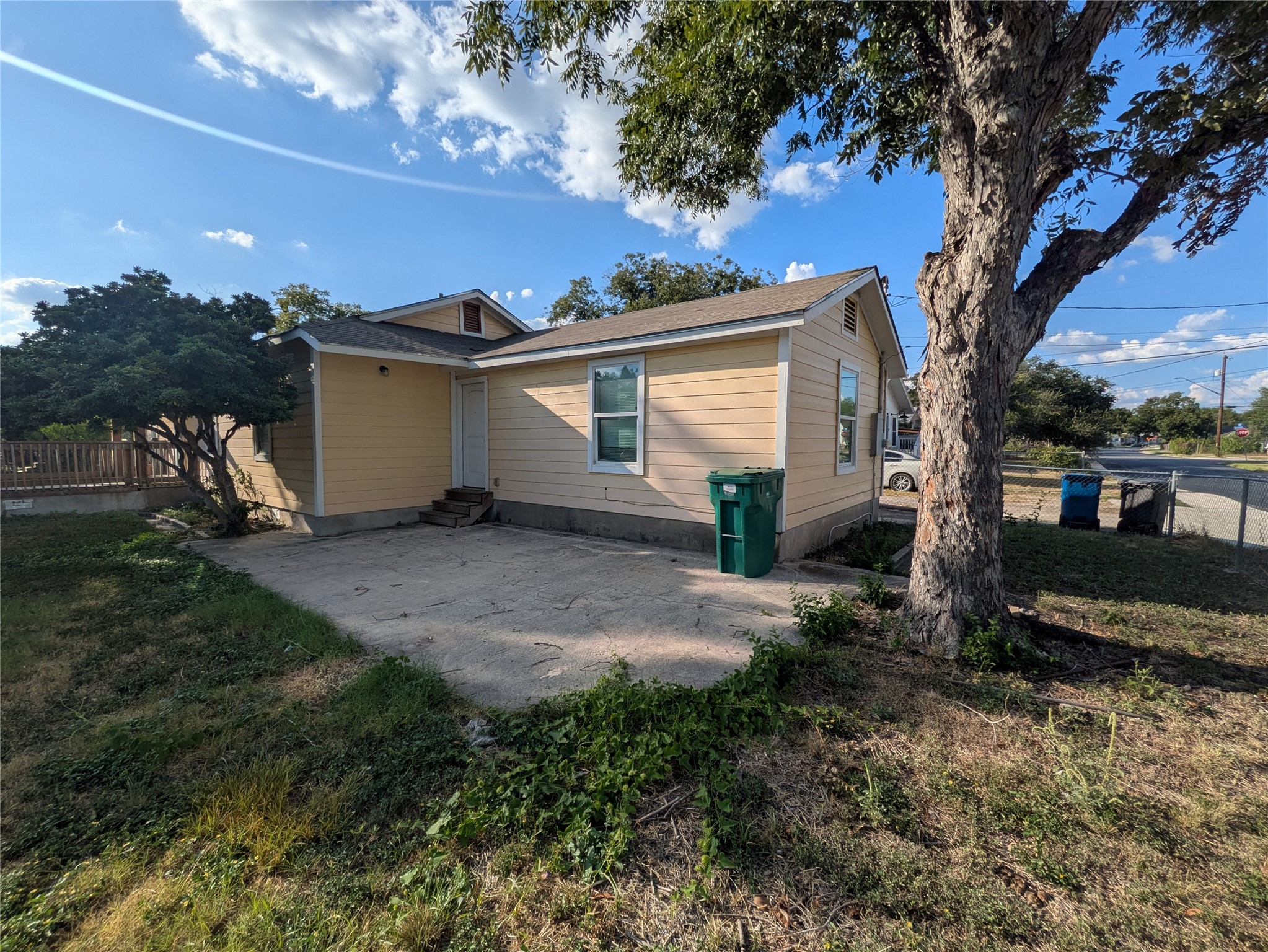 205 Elmo Avenue Property Photo 3