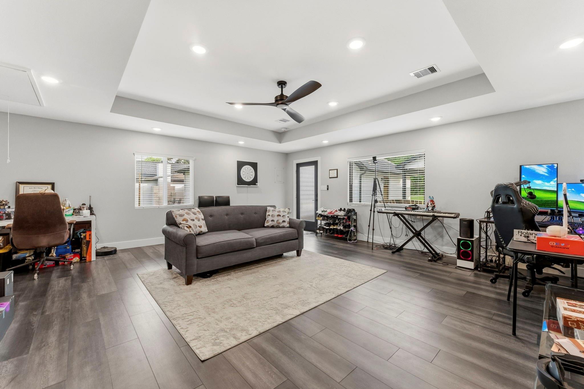 5110 Treaschwig Road, Spring Tx 77373 Property Photo 30
