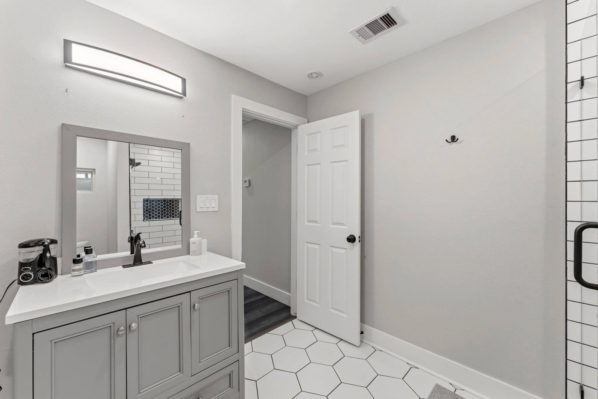 5110 Treaschwig Road, Spring Tx 77373 Property Photo 33