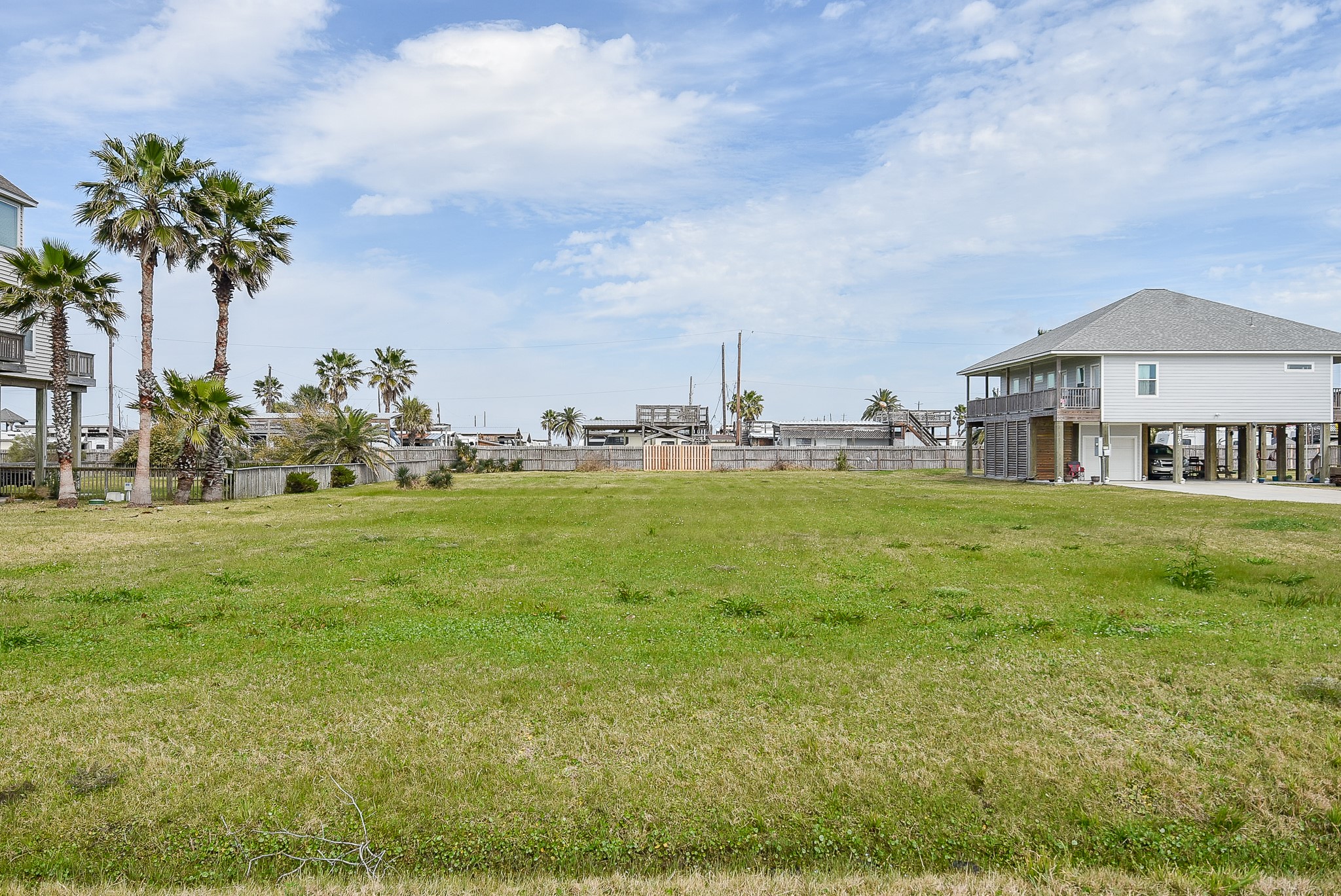 18203 Shaman Drive Property Photo 3