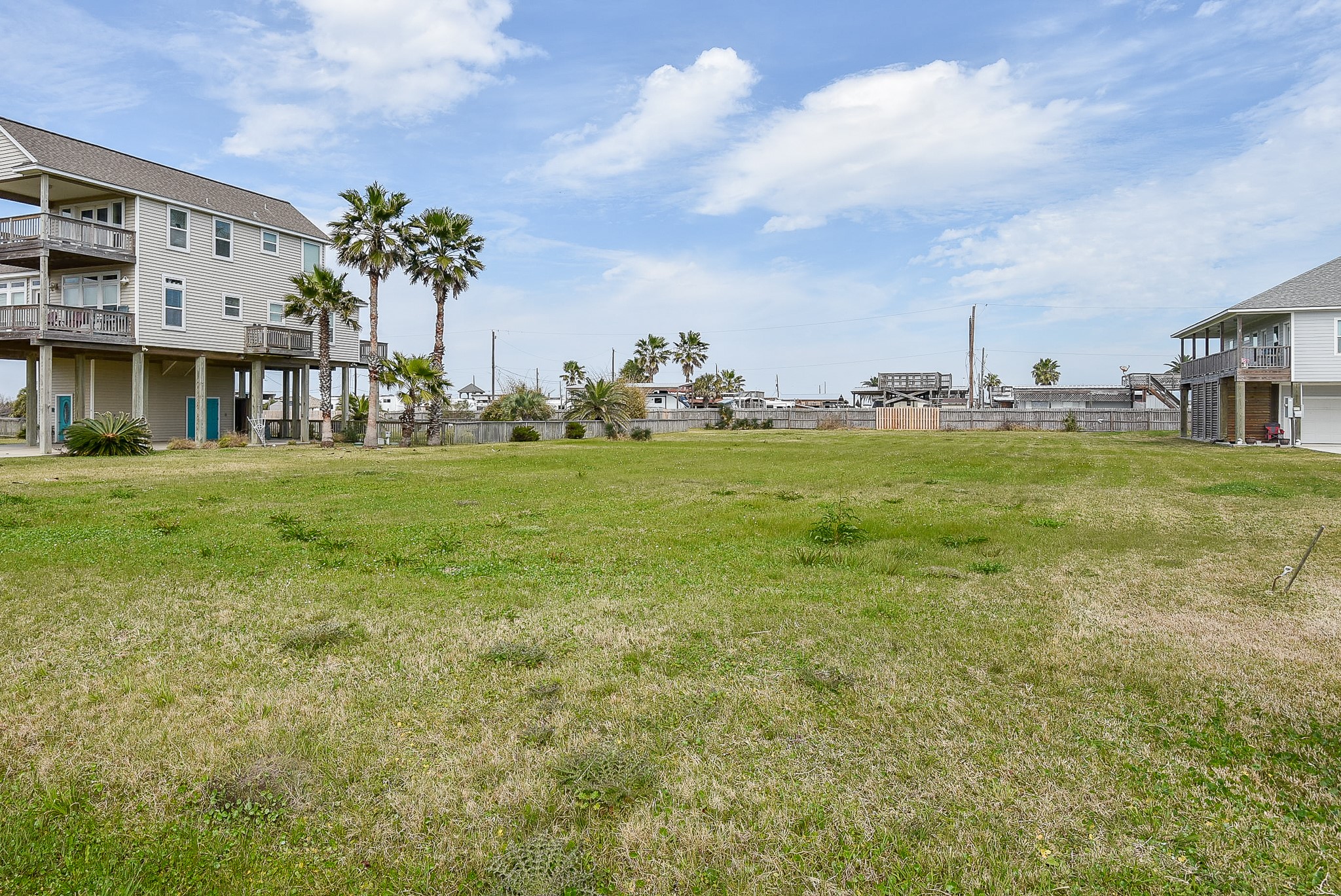18203 Shaman Drive Property Photo 4