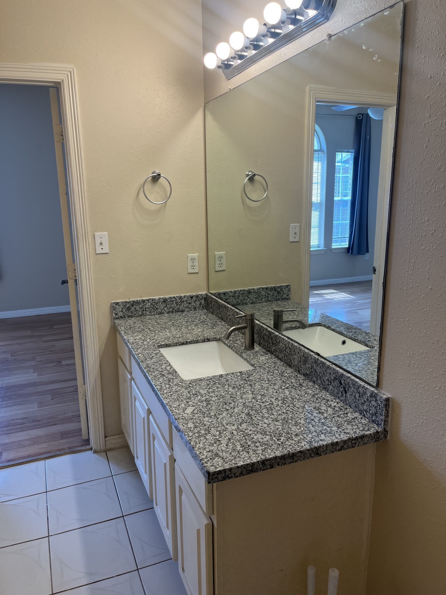 4227 Benard Court Property Photo 14