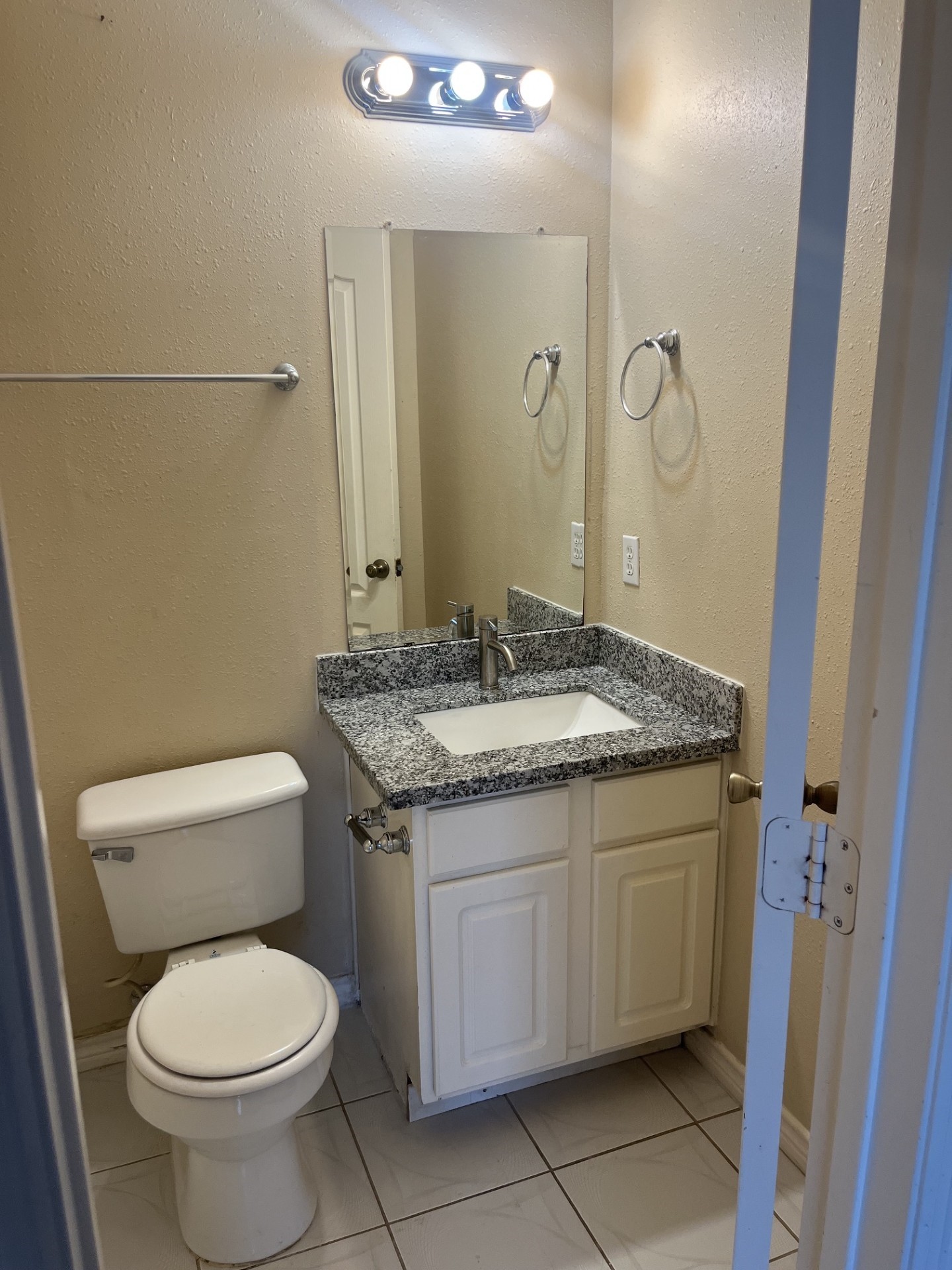 4227 Benard Court Property Photo 17