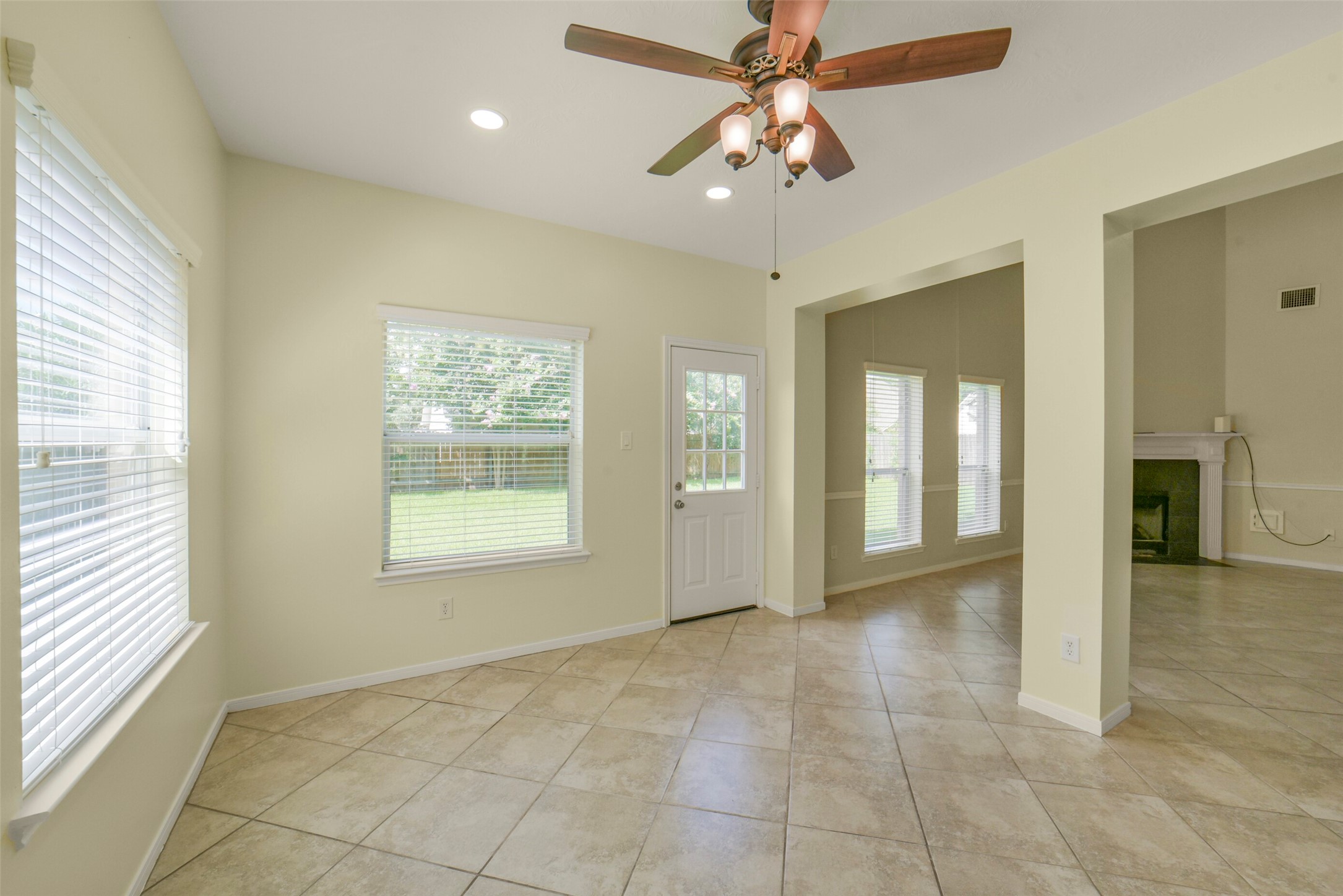 2414 Falcon Knoll Ln Property Photo 16