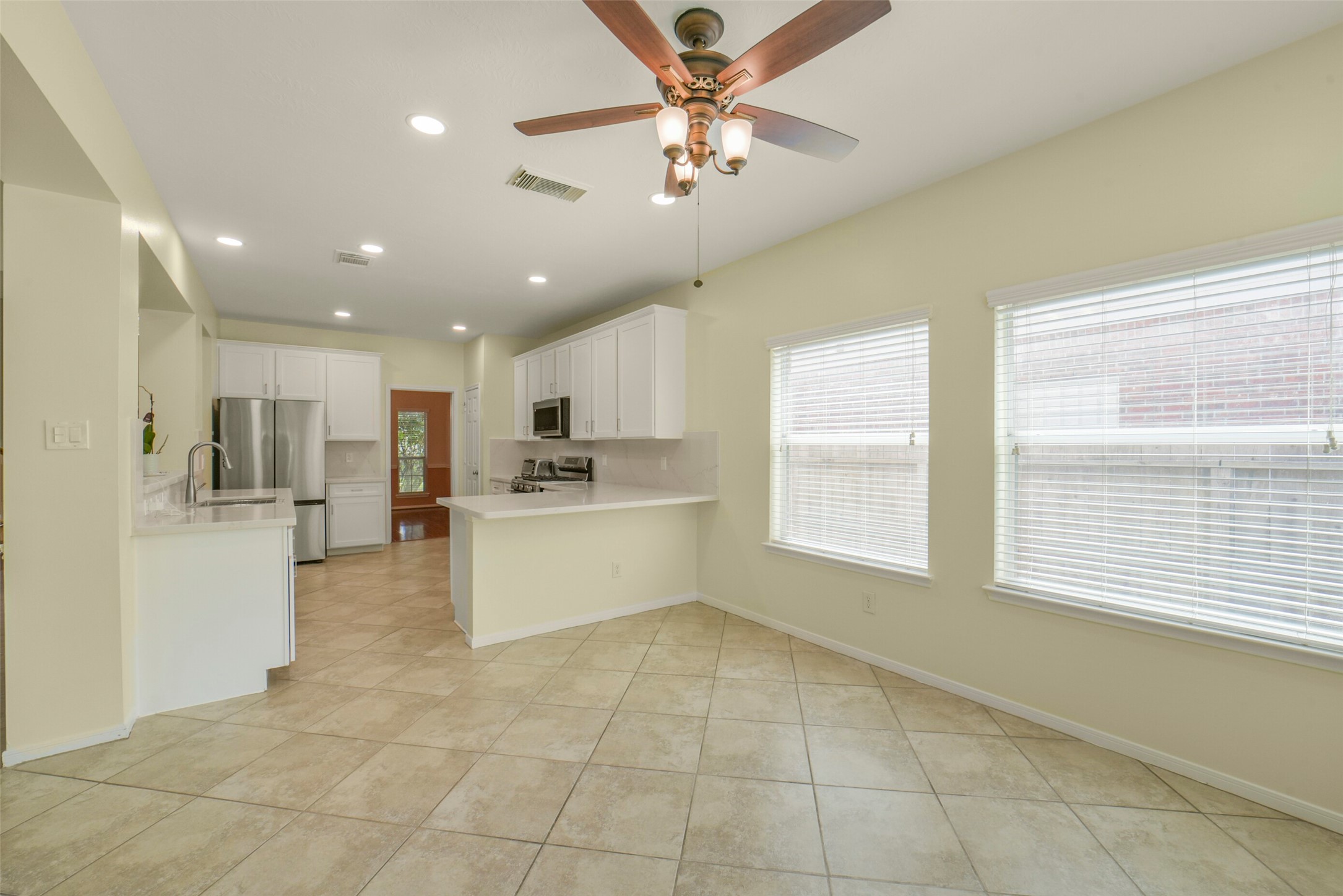 2414 Falcon Knoll Ln Property Photo 18