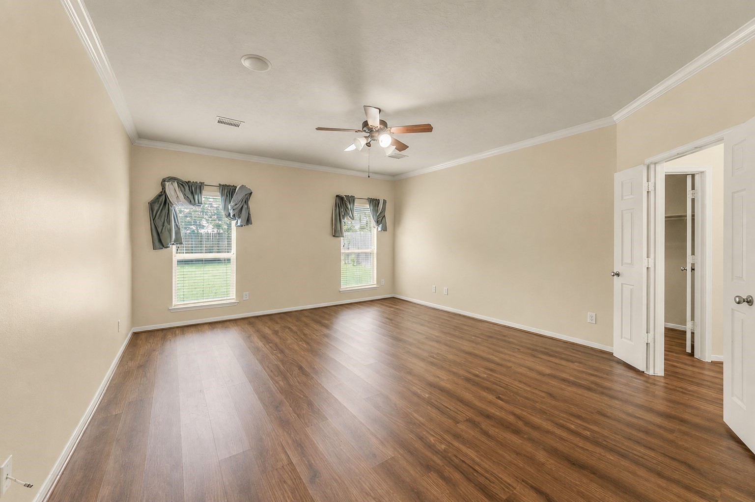 2414 Falcon Knoll Ln Property Photo 25