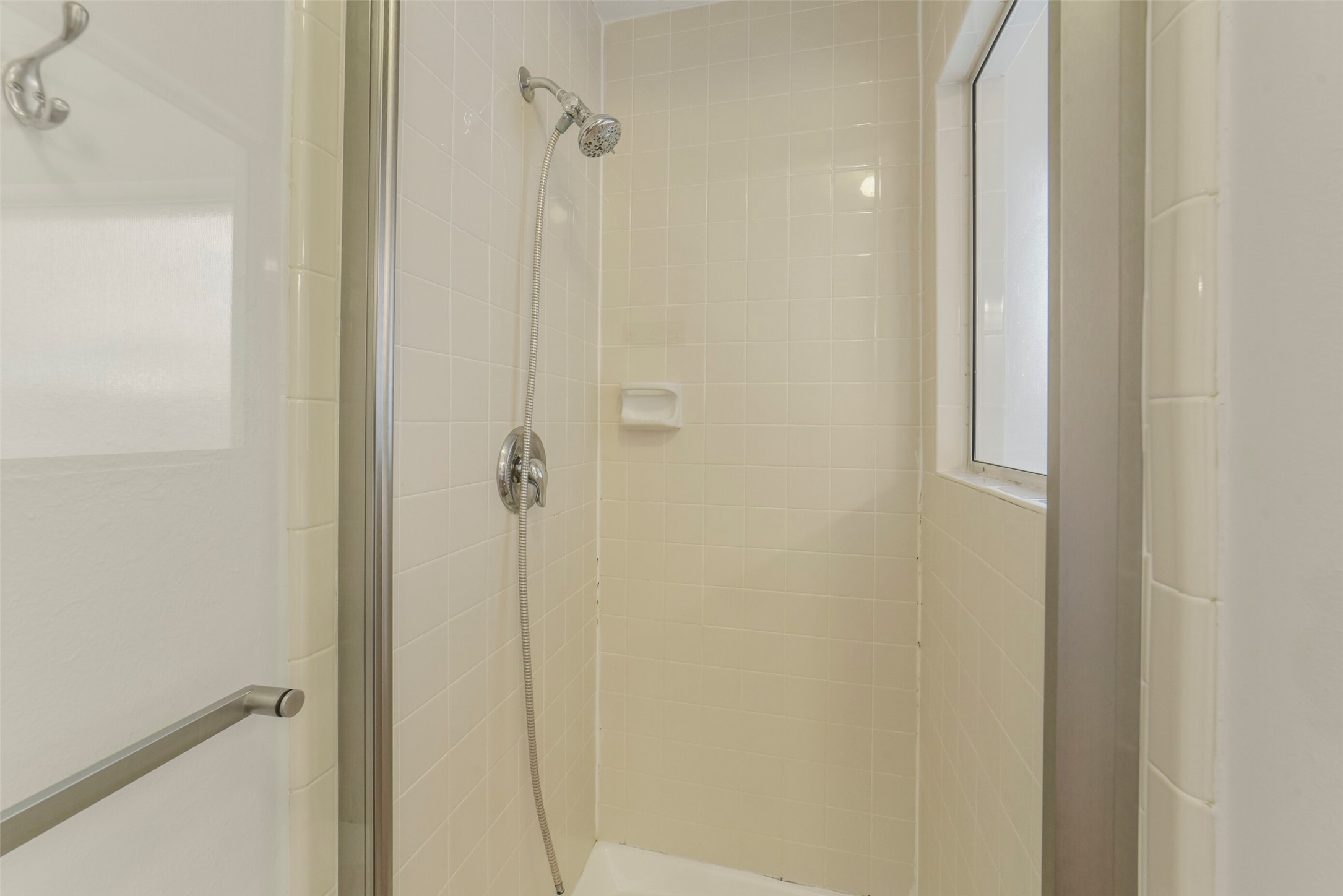 2414 Falcon Knoll Ln Property Photo 31