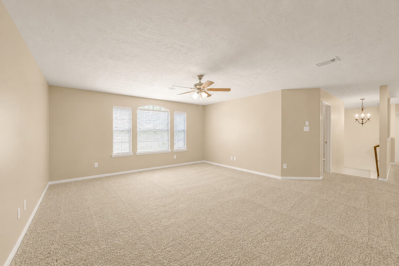 2414 Falcon Knoll Ln Property Photo 33