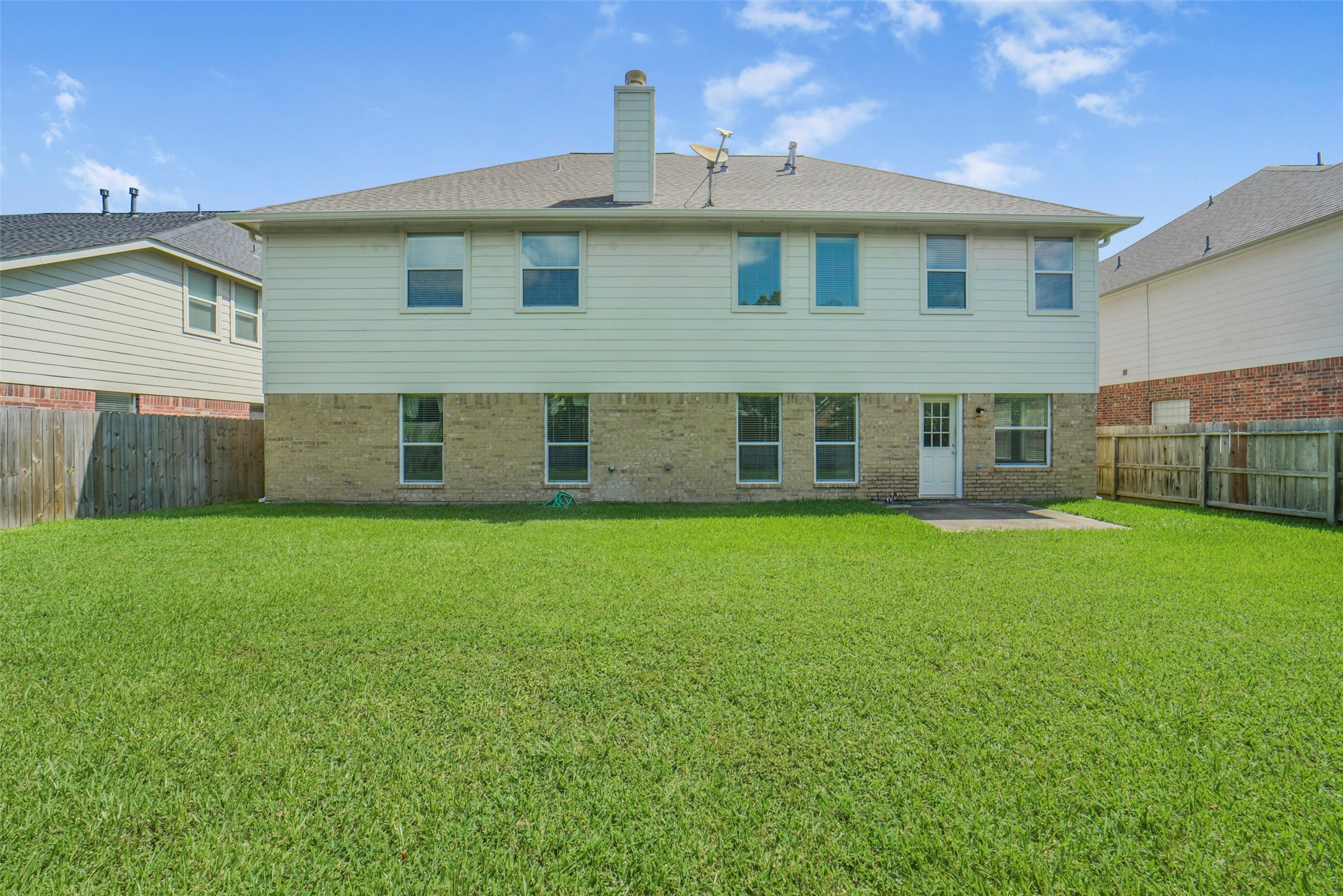 2414 Falcon Knoll Ln Property Photo 46