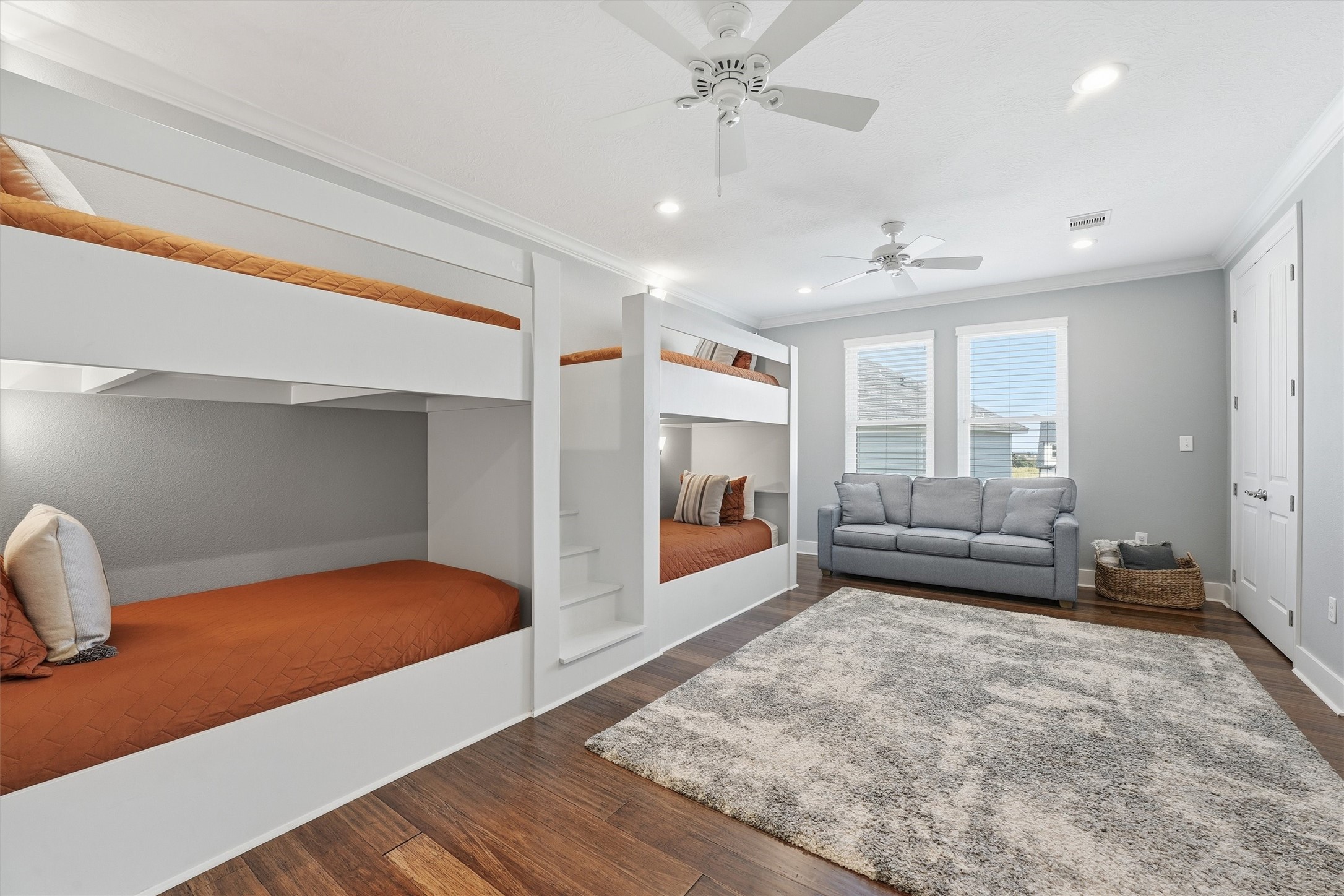 4106 Silver Reef Property Photo 18