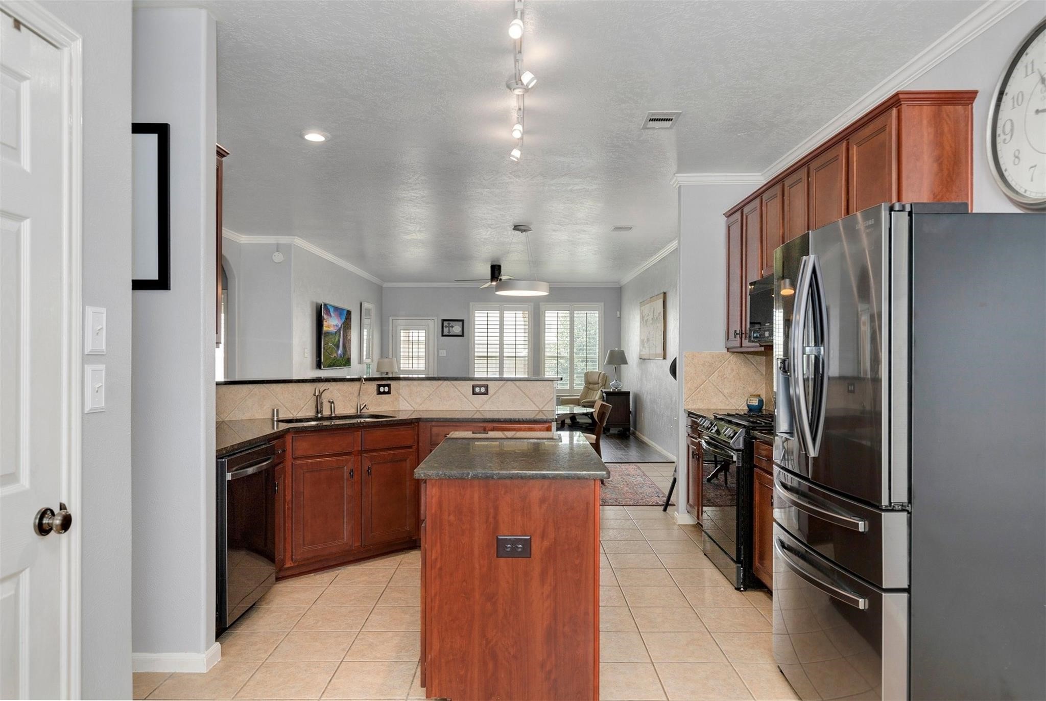 21731 Sierra Long Drive Property Photo 15