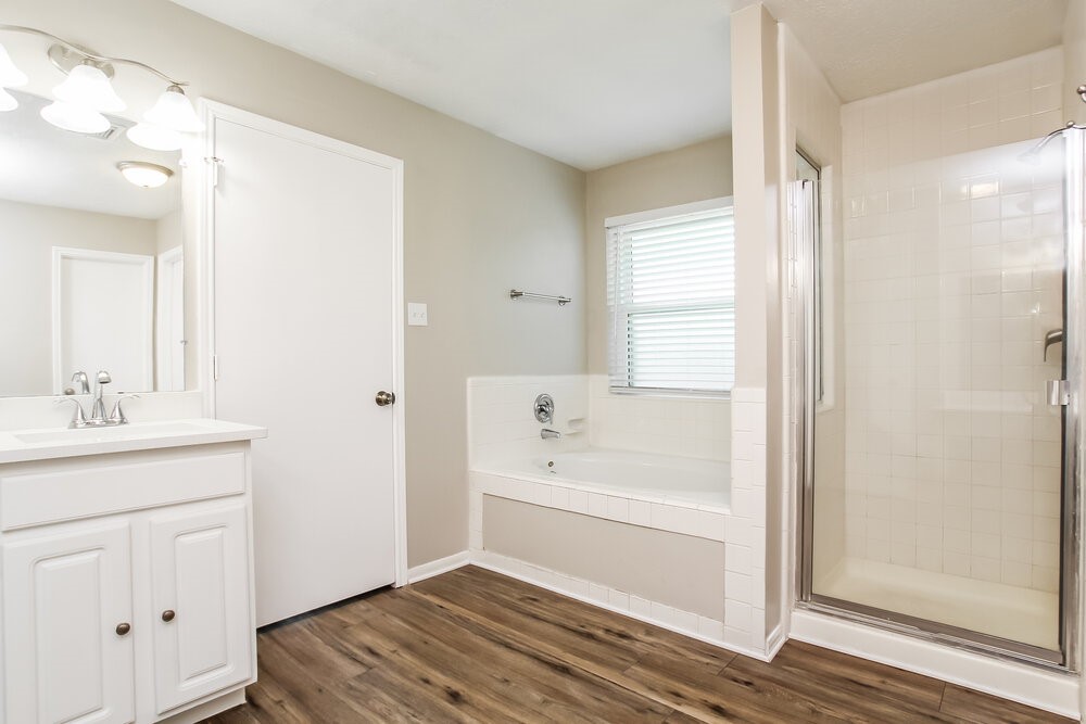 302 Dunford Court Property Photo 14
