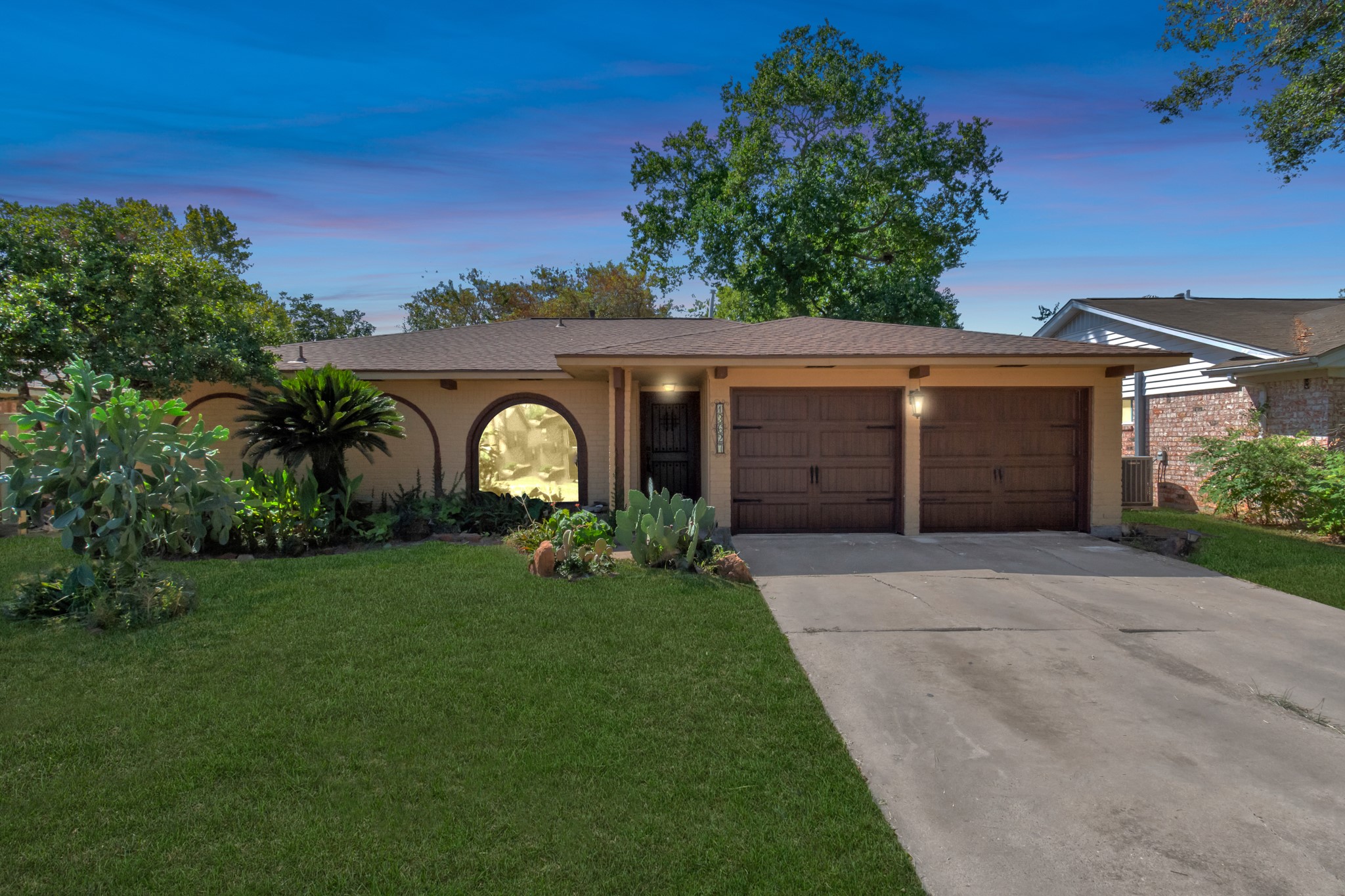 13627 Greenridge Drive Property Photo 1