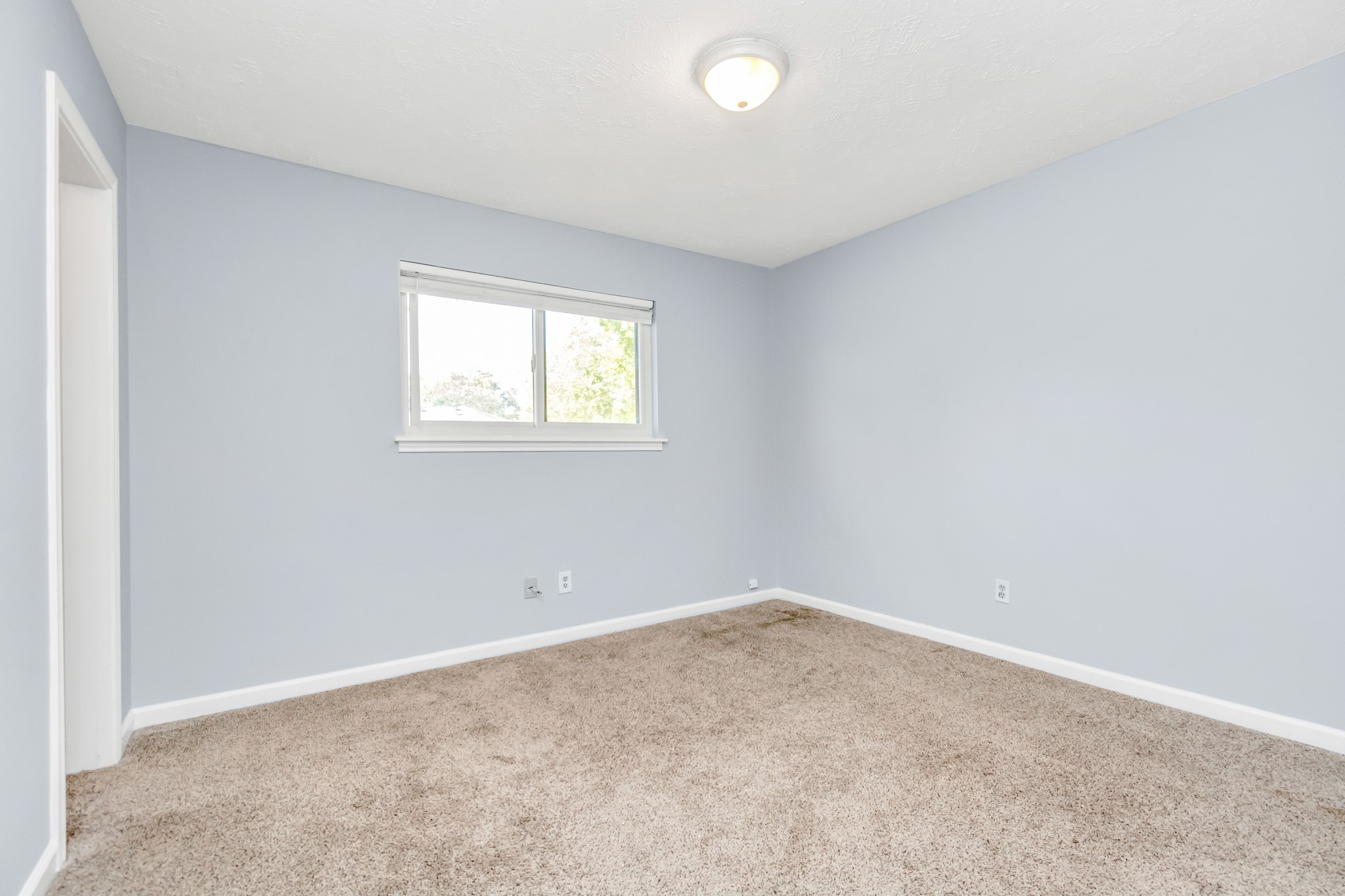 13627 Greenridge Drive Property Photo 21
