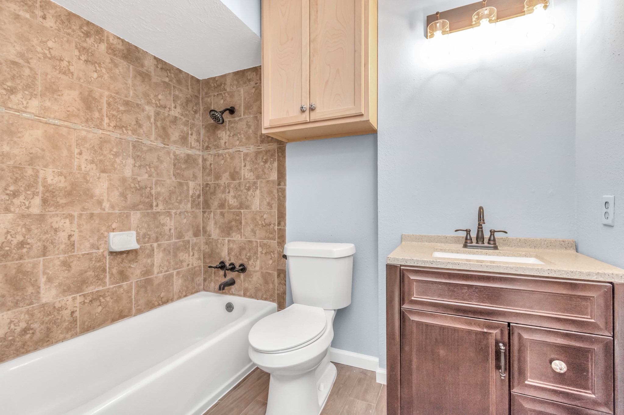 13627 Greenridge Drive Property Photo 32