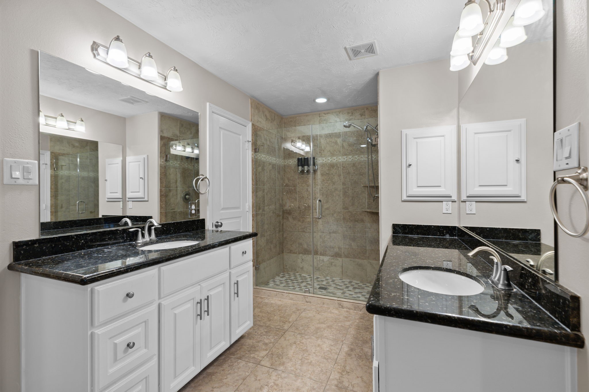 3414 Skyline Village Drive Property Photo 24