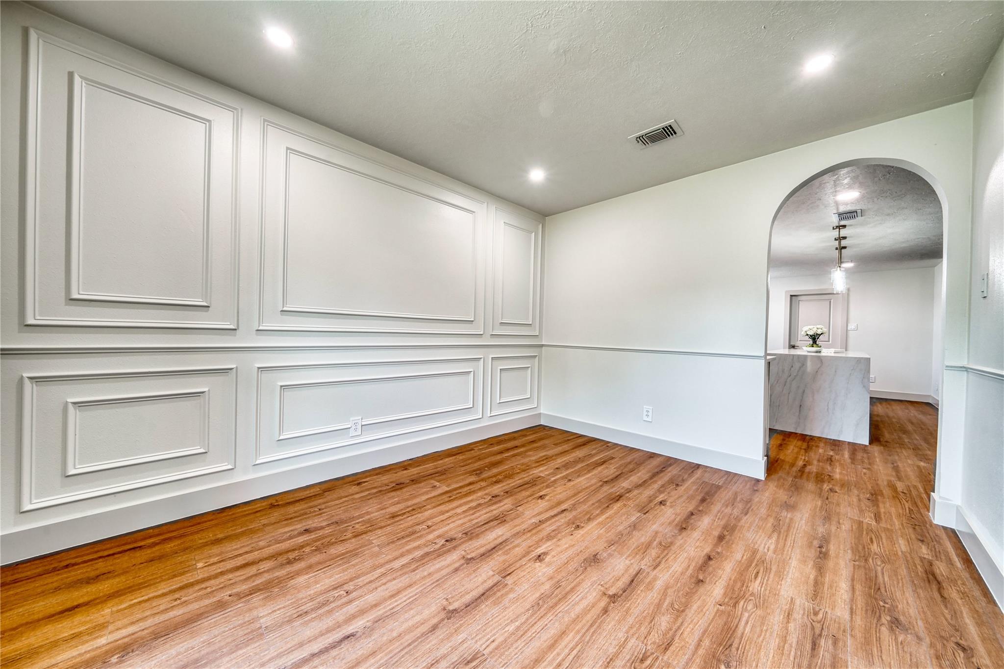 6618 Heron Lane Property Photo 12