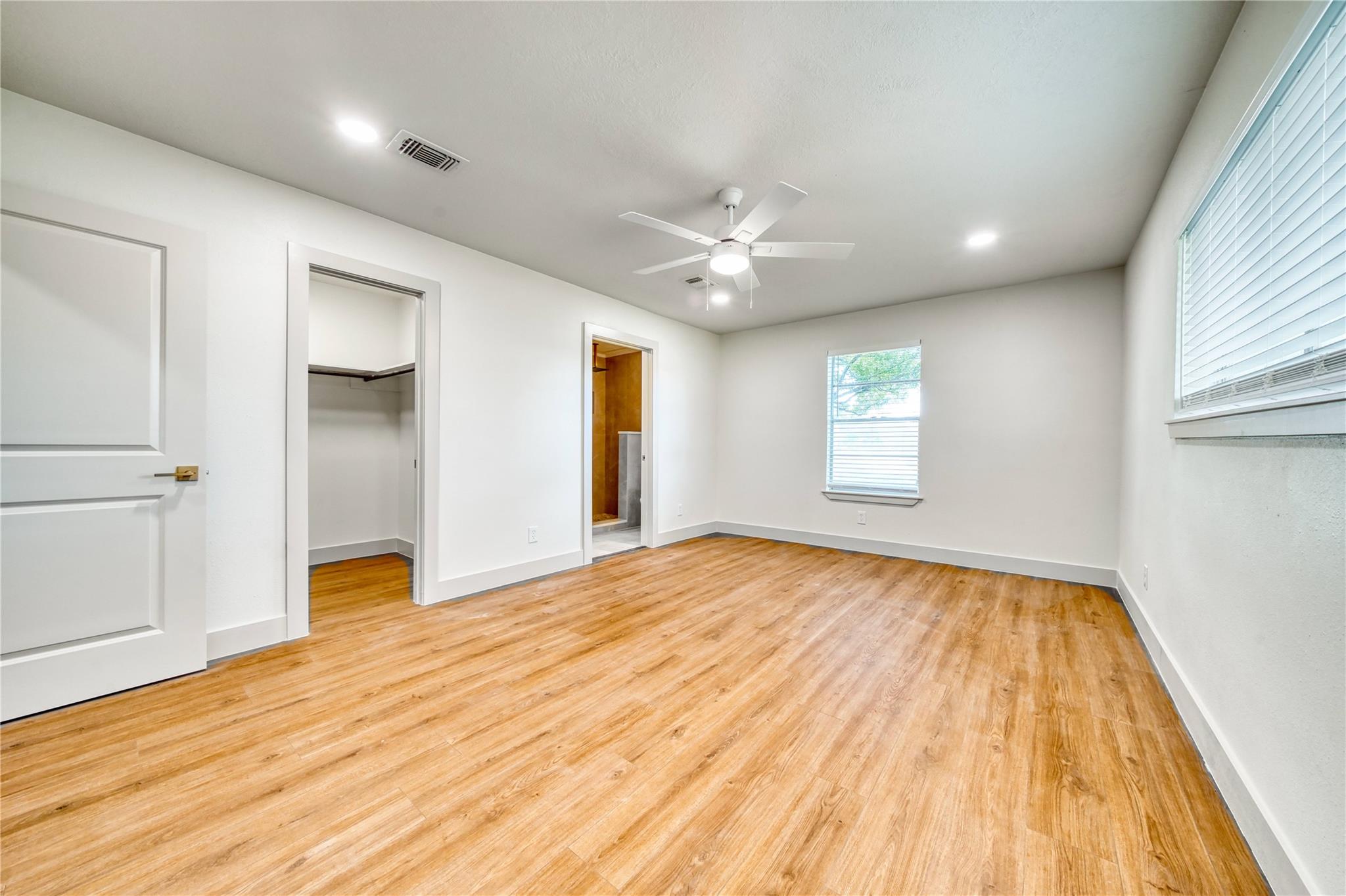 6618 Heron Lane Property Photo 24
