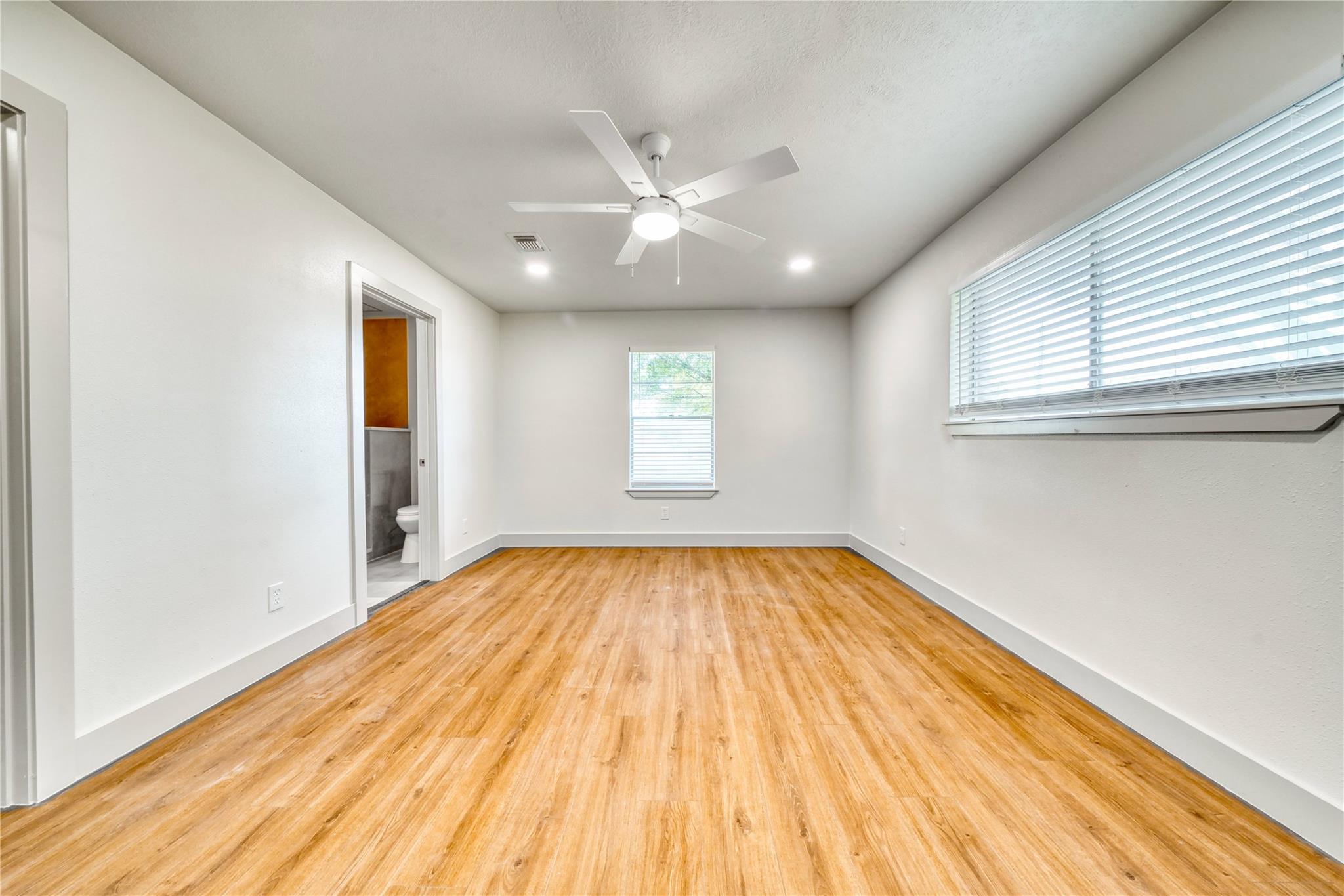 6618 Heron Lane Property Photo 25