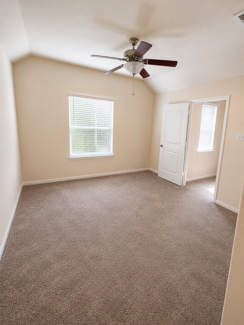 7827 Mesquite Manor Ln Property Photo 15