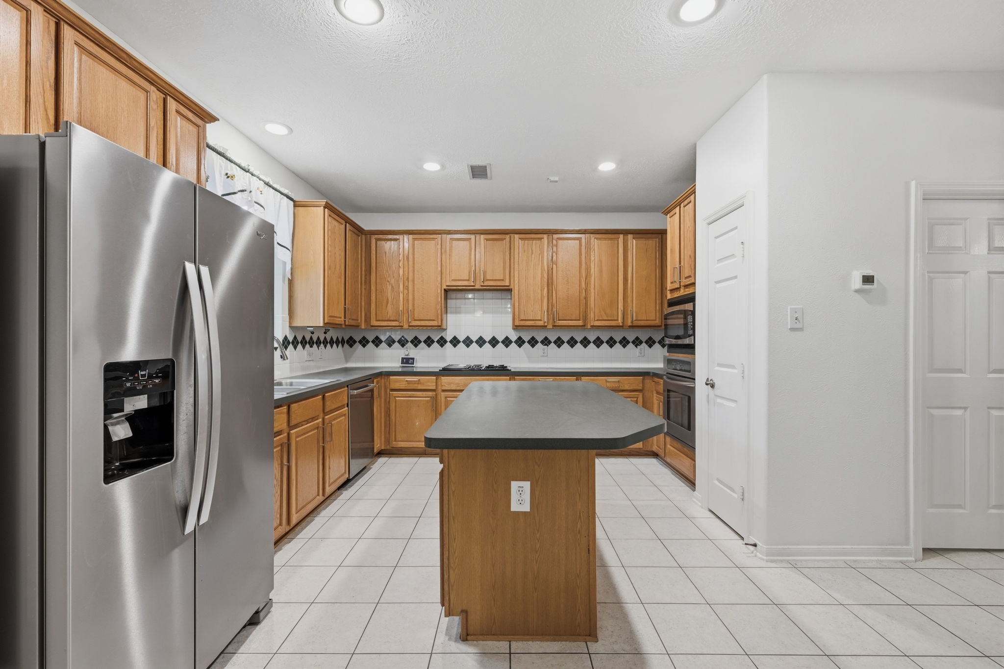 7 Mayborough Court Property Photo 15