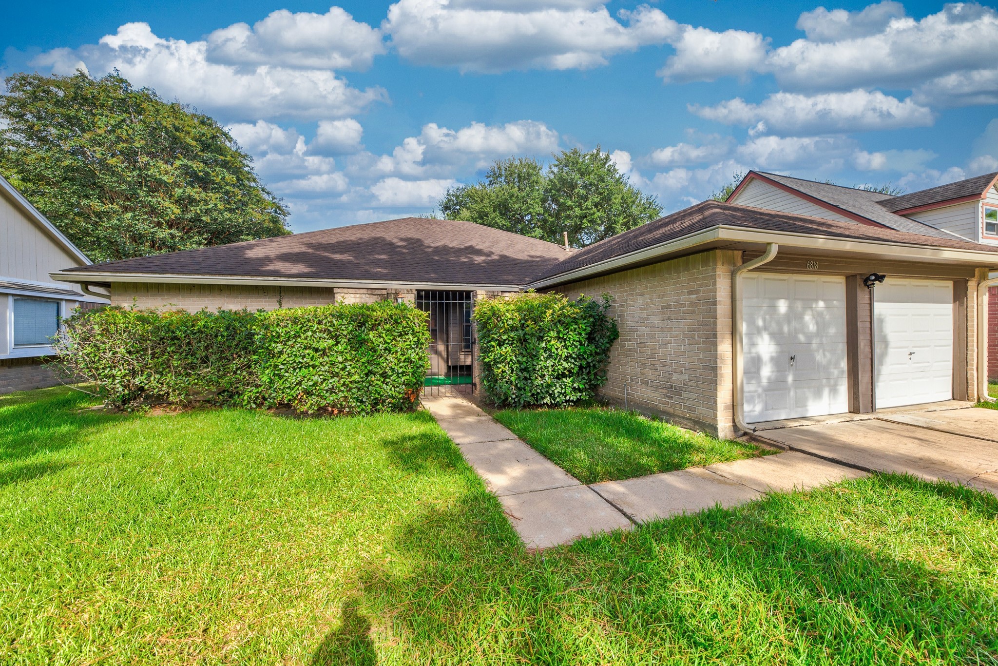 6818 Brockington Drive Property Photo 4