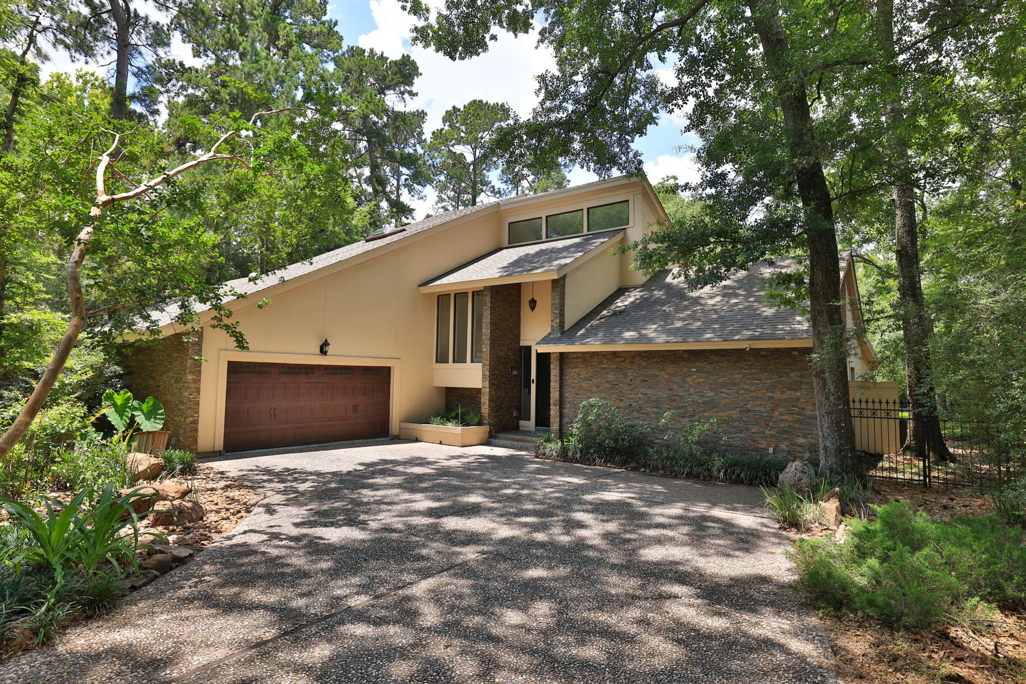 44 Indian Clover Drive Property Photo 2