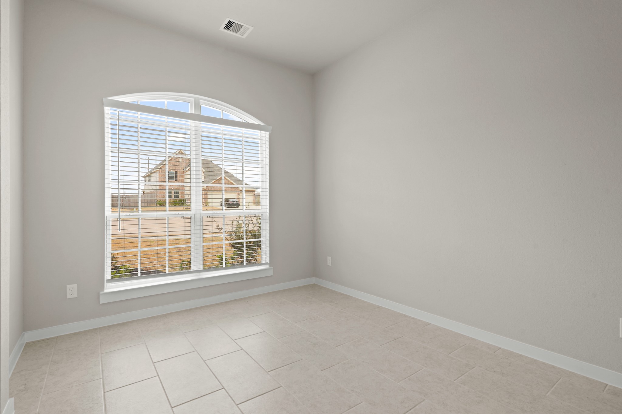 207 Little Dog Drive Property Photo 5