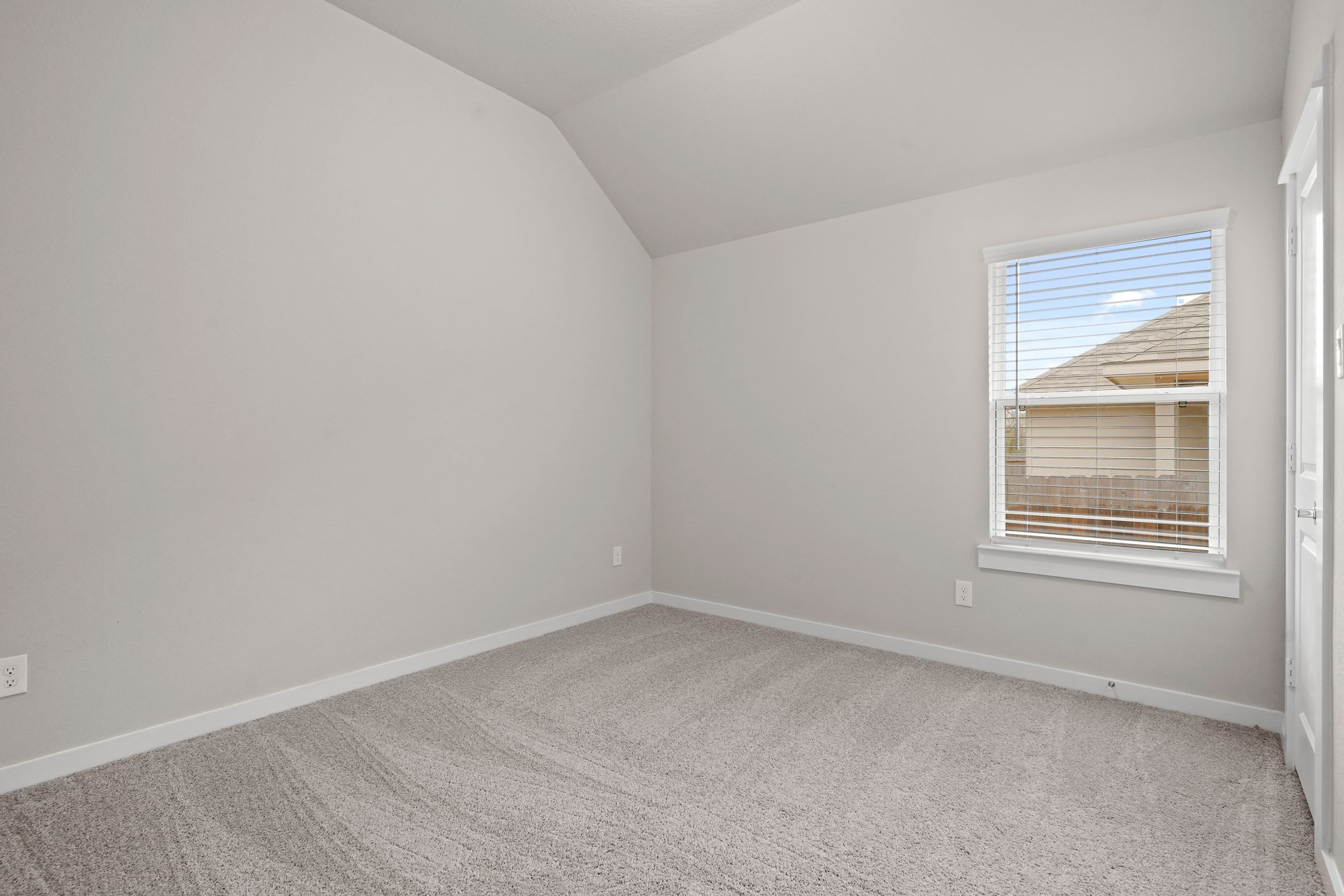 207 Little Dog Drive Property Photo 12