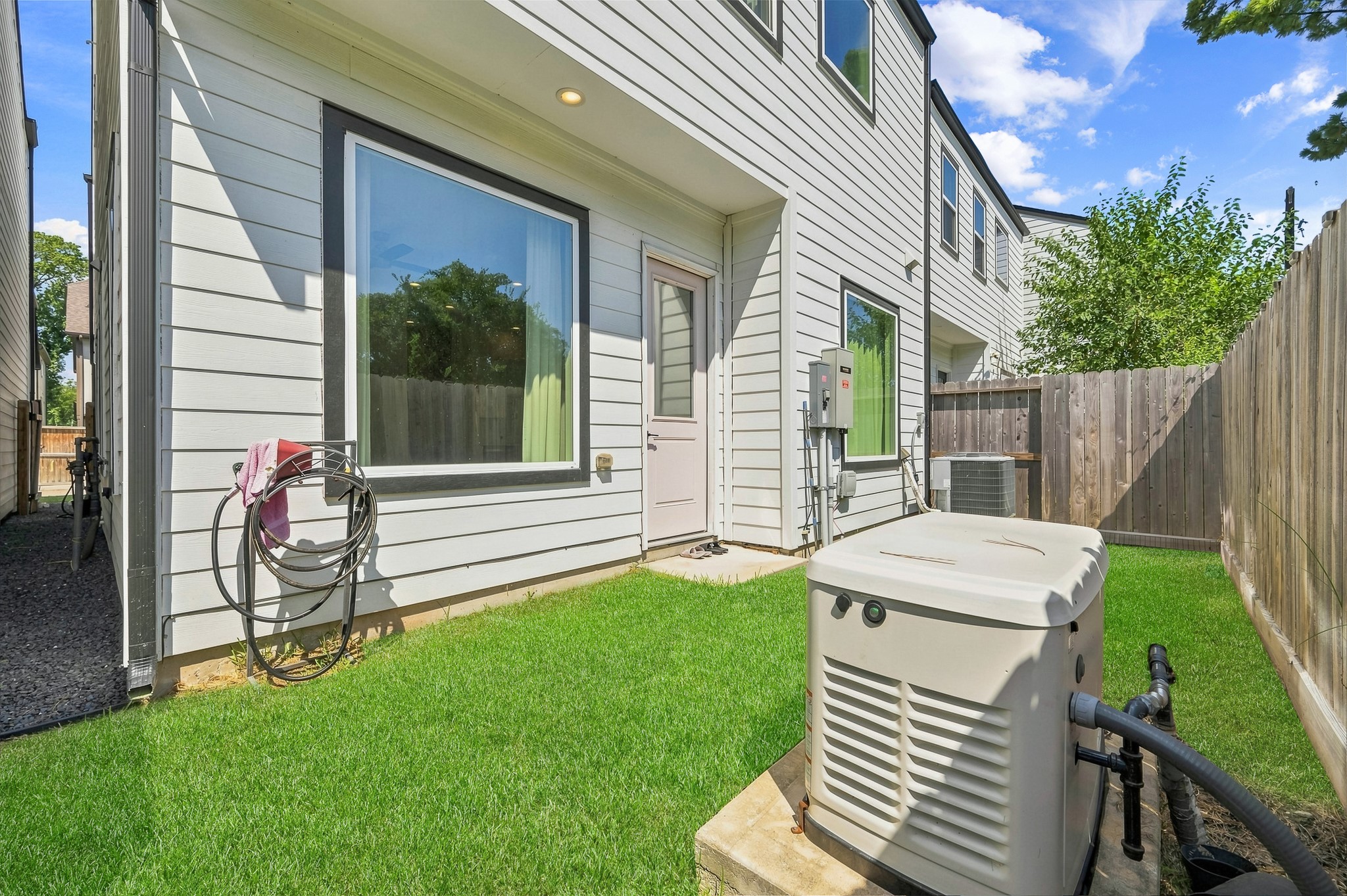 2032 W Tidwell Road Property Photo 6
