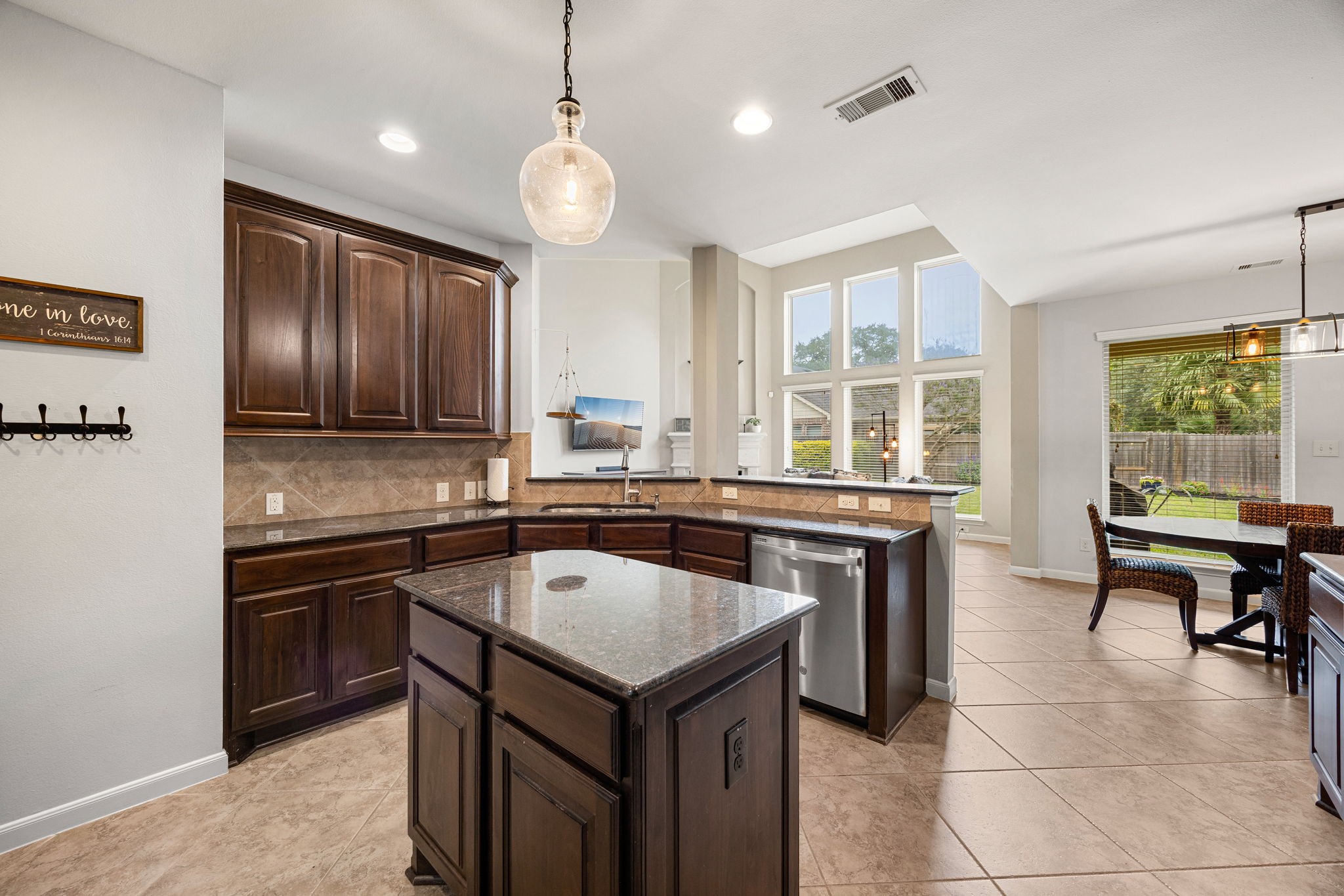 28014 Canyon Wren Drive Property Photo 19