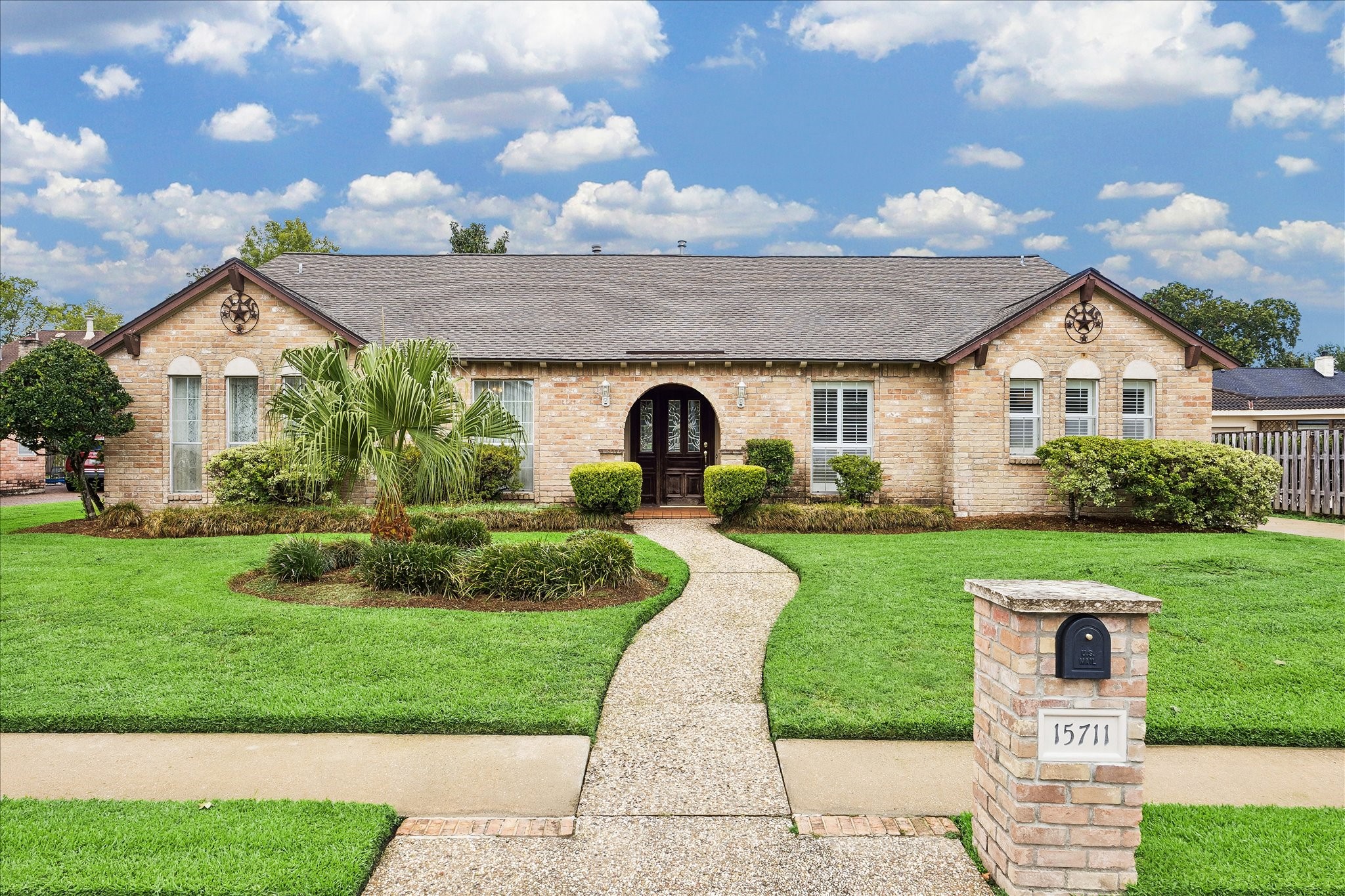 15711 Brook Forest Drive Property Photo 1