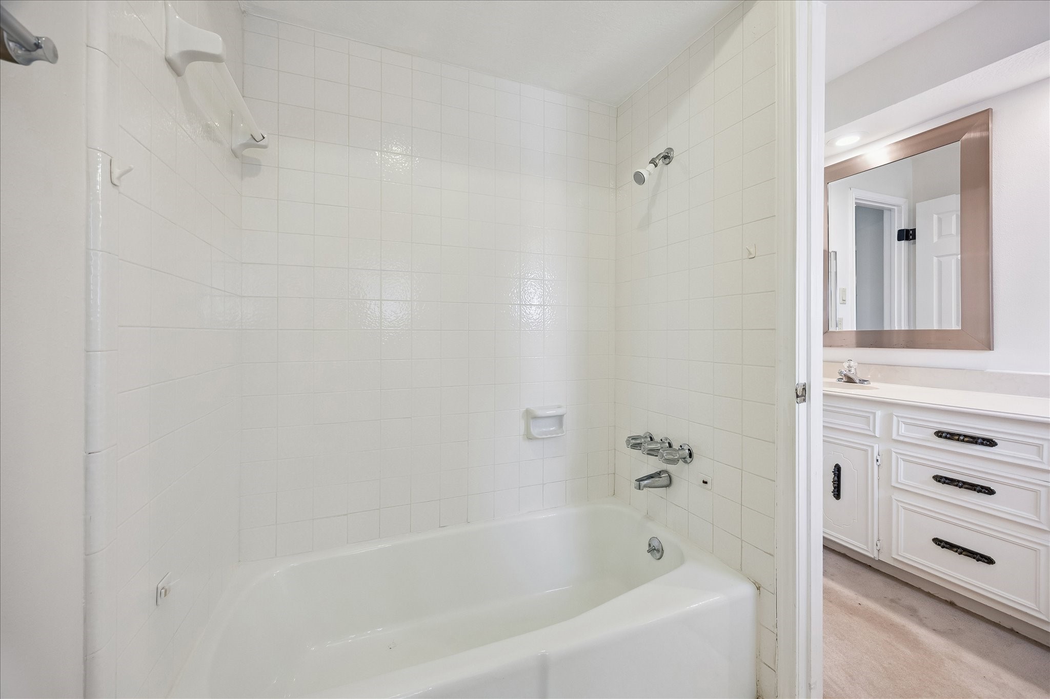 15711 Brook Forest Drive Property Photo 17