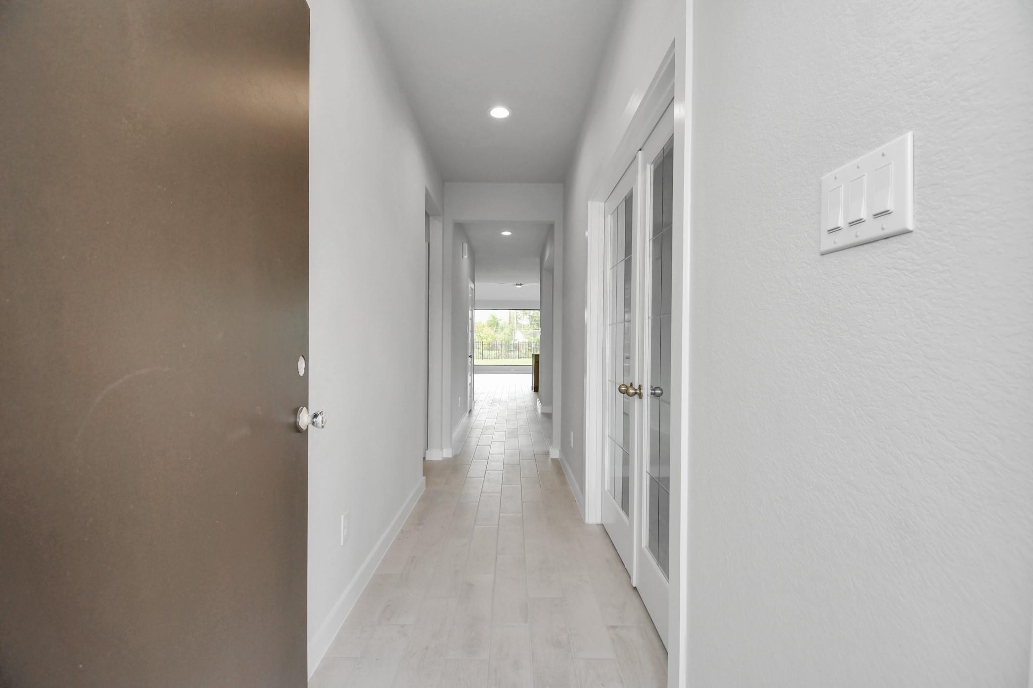 11718 Leafy Laurel Drive, Houston Tx 77066 Property Photo 3