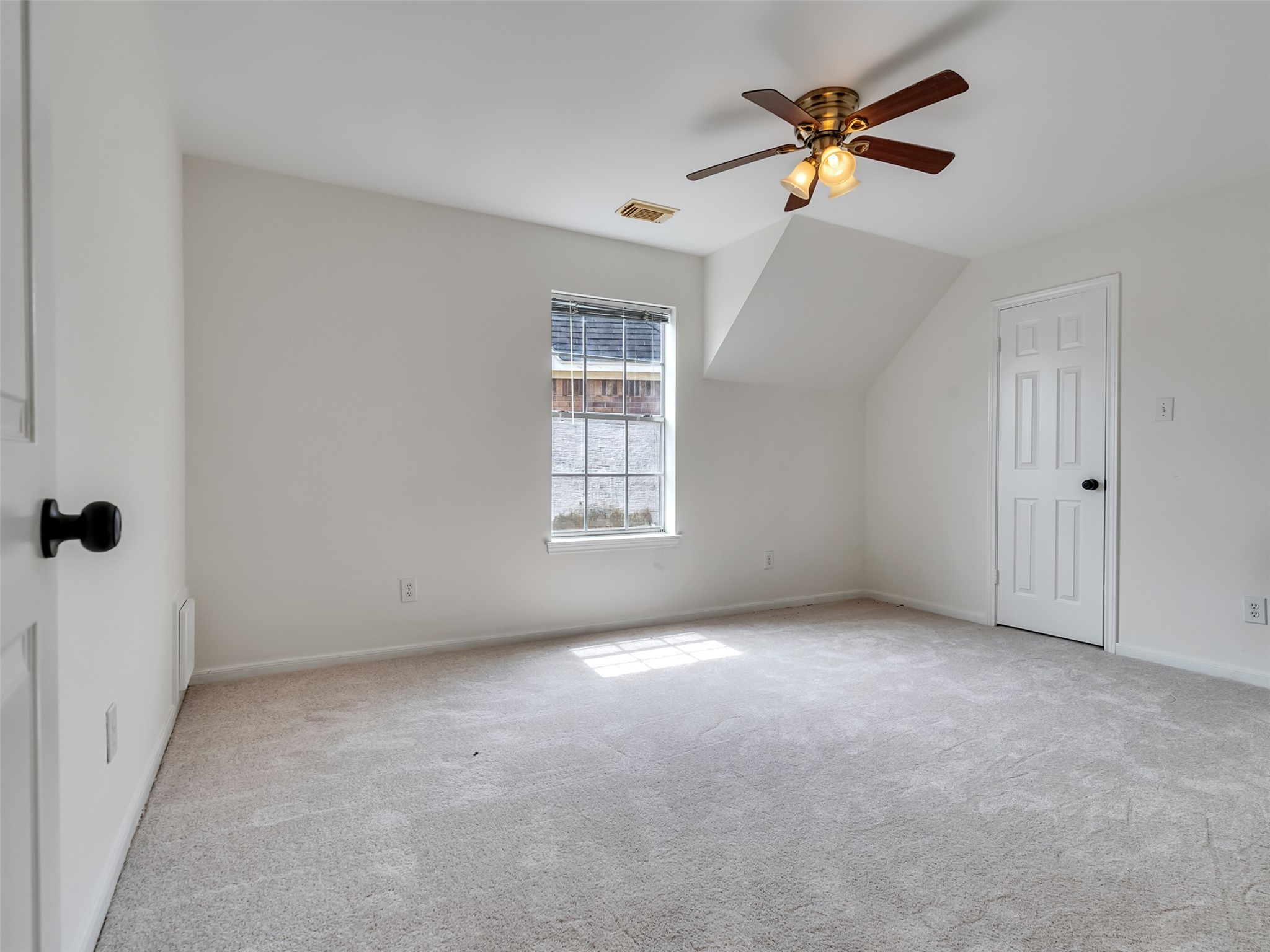 1127 Gloria Court Property Photo 44